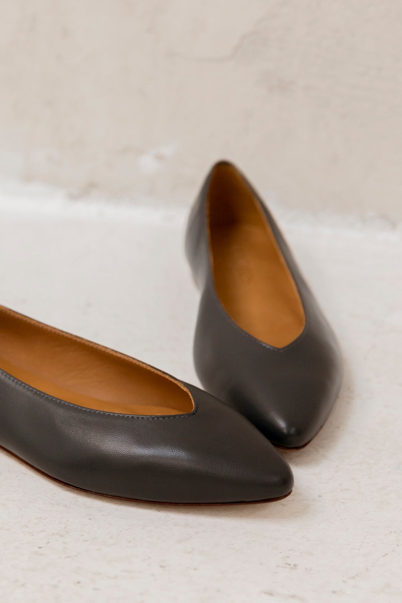 Goya Anthracite Leather (OUTLET)