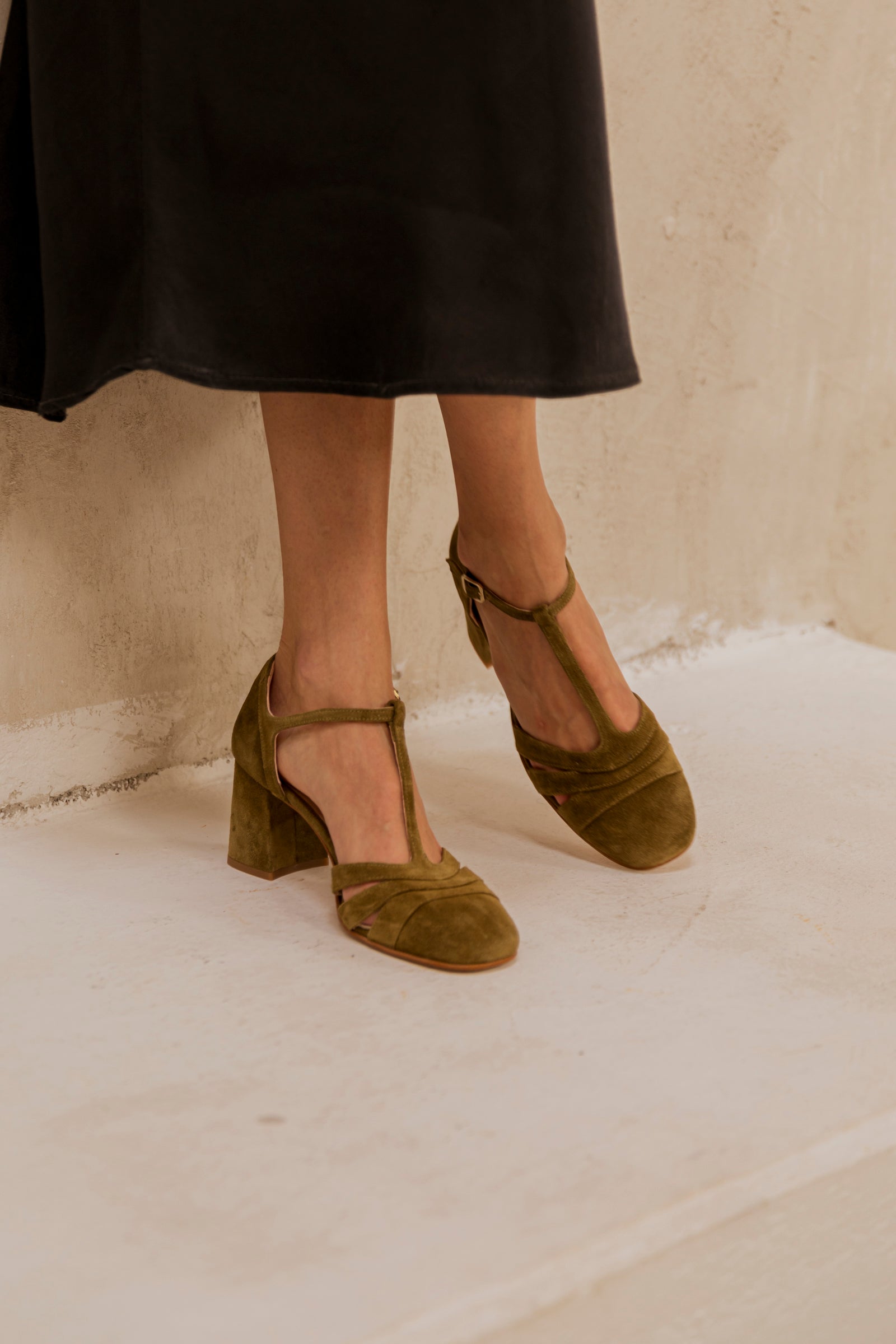 Aitana Moss Suede