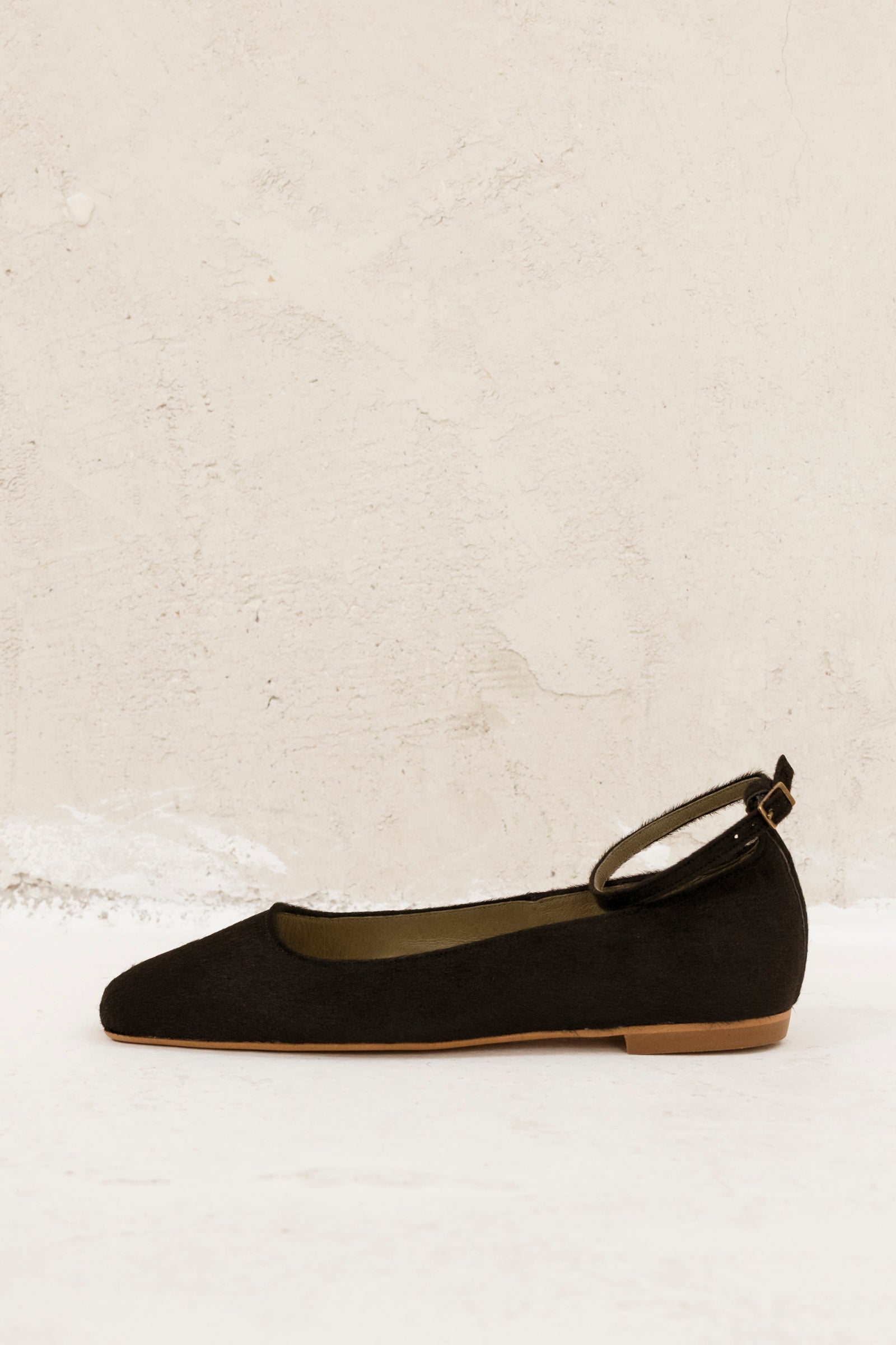 Calista Black Pony (OUTLET)