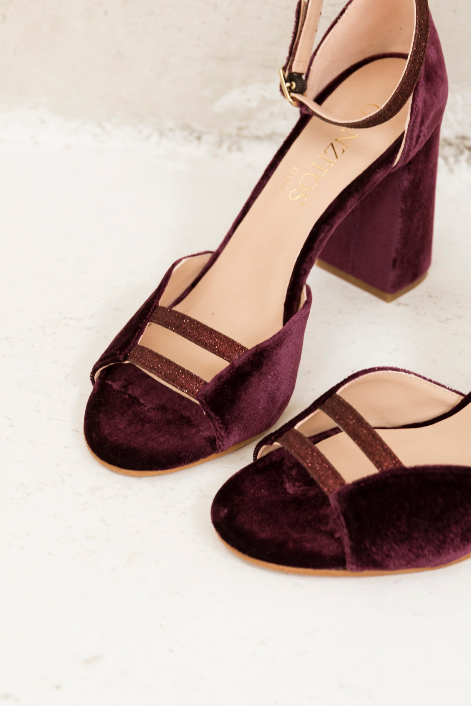 Adri Velvet Wine