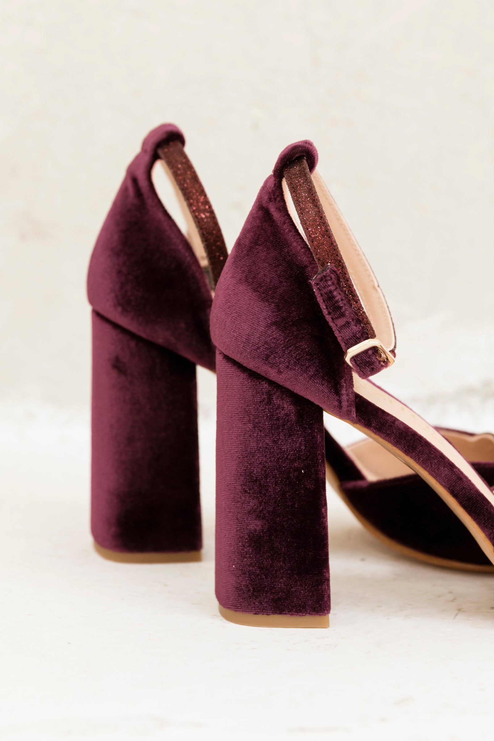 Adri Velvet Wine