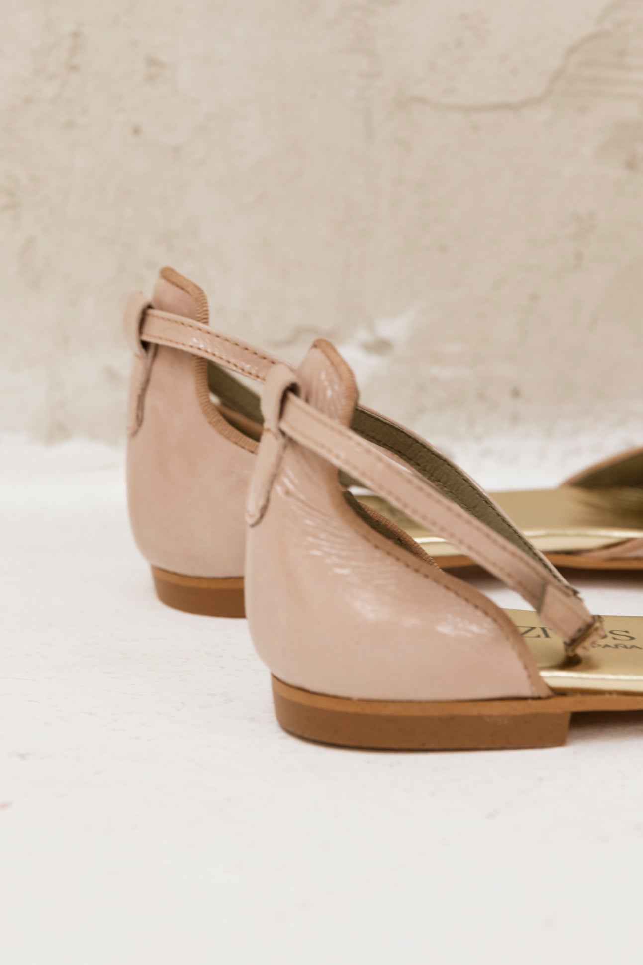 Uria Charol Adros (OUTLET)