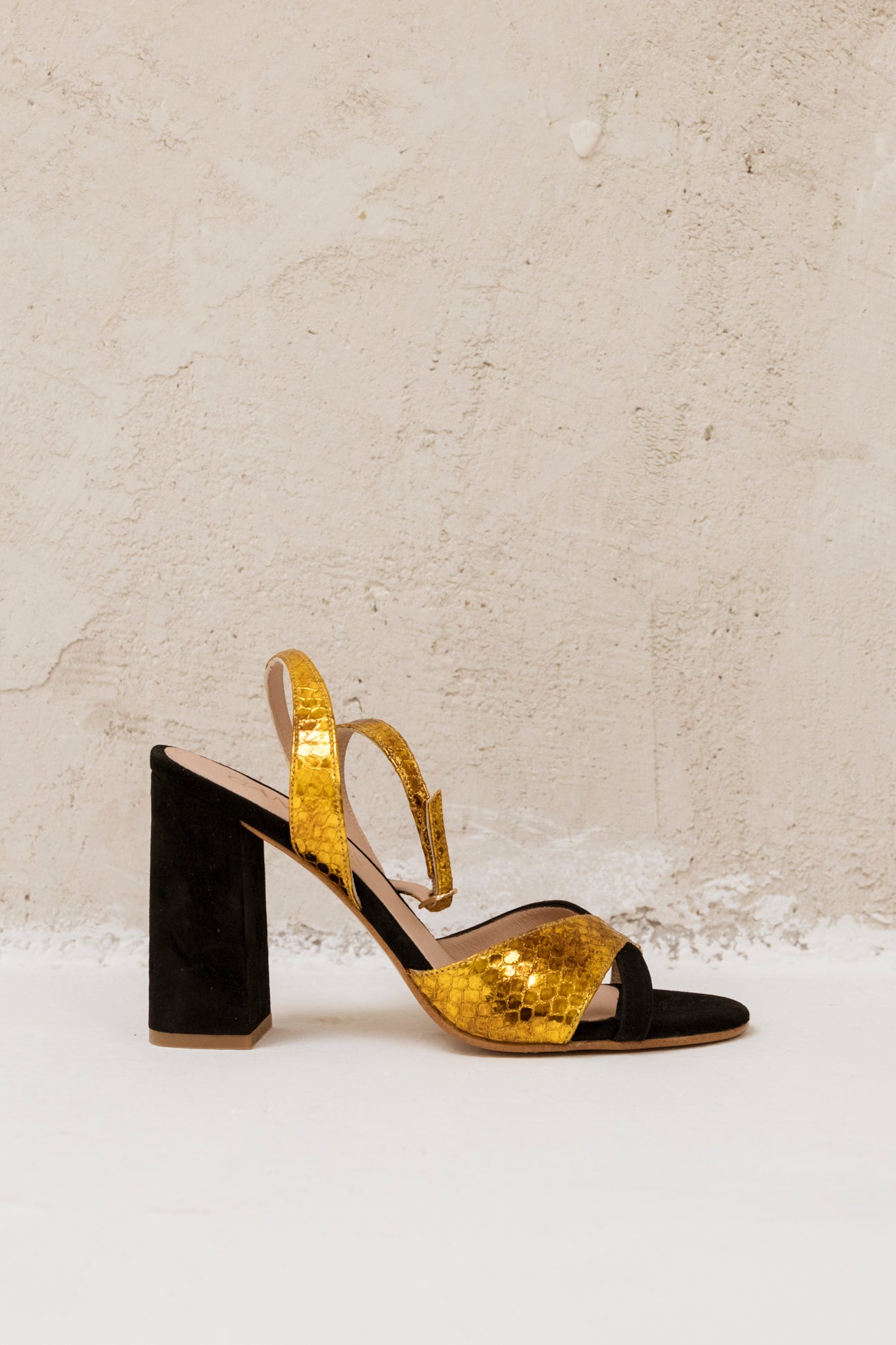 Tina Scale Yellow