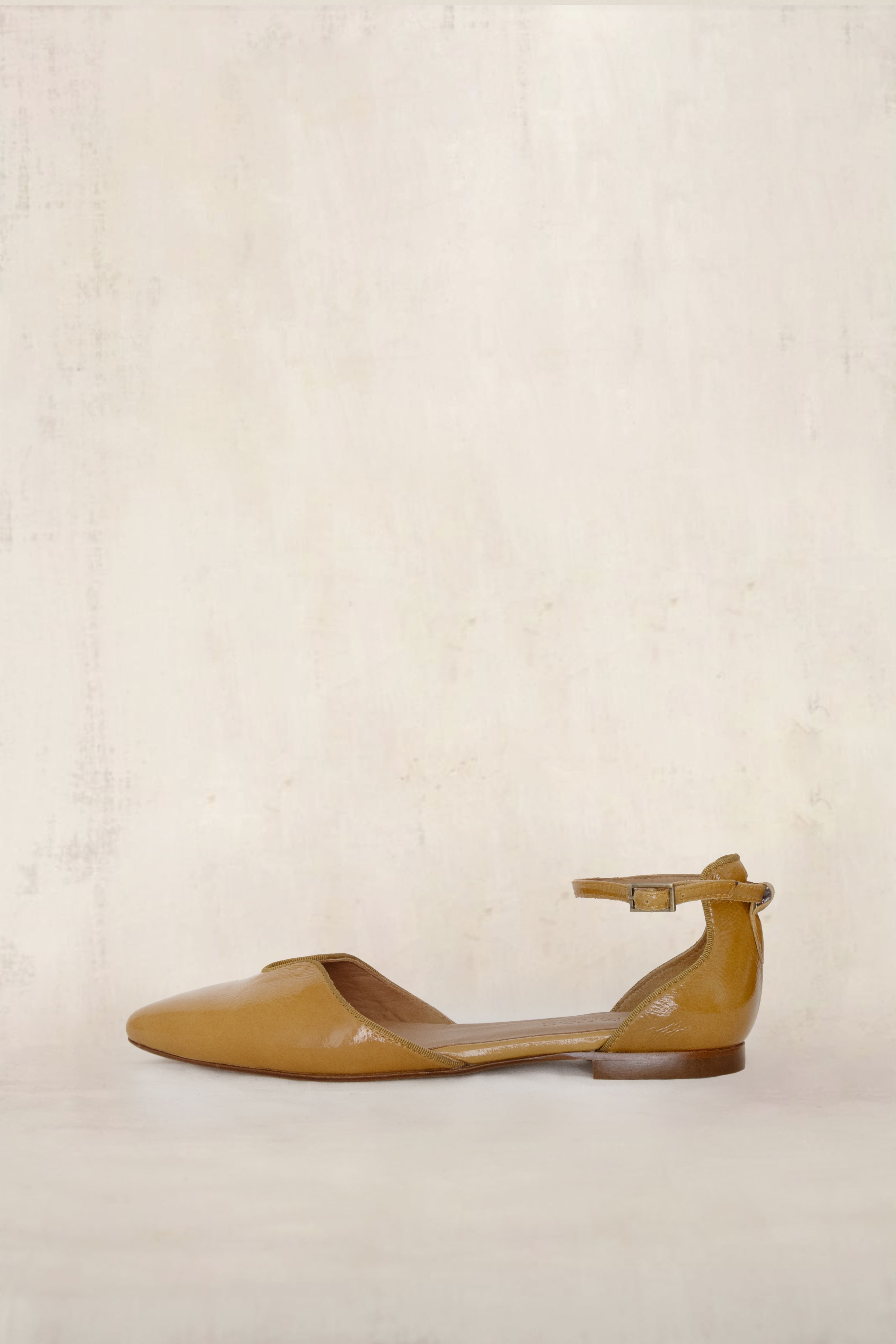 Uria Safron Patent leather