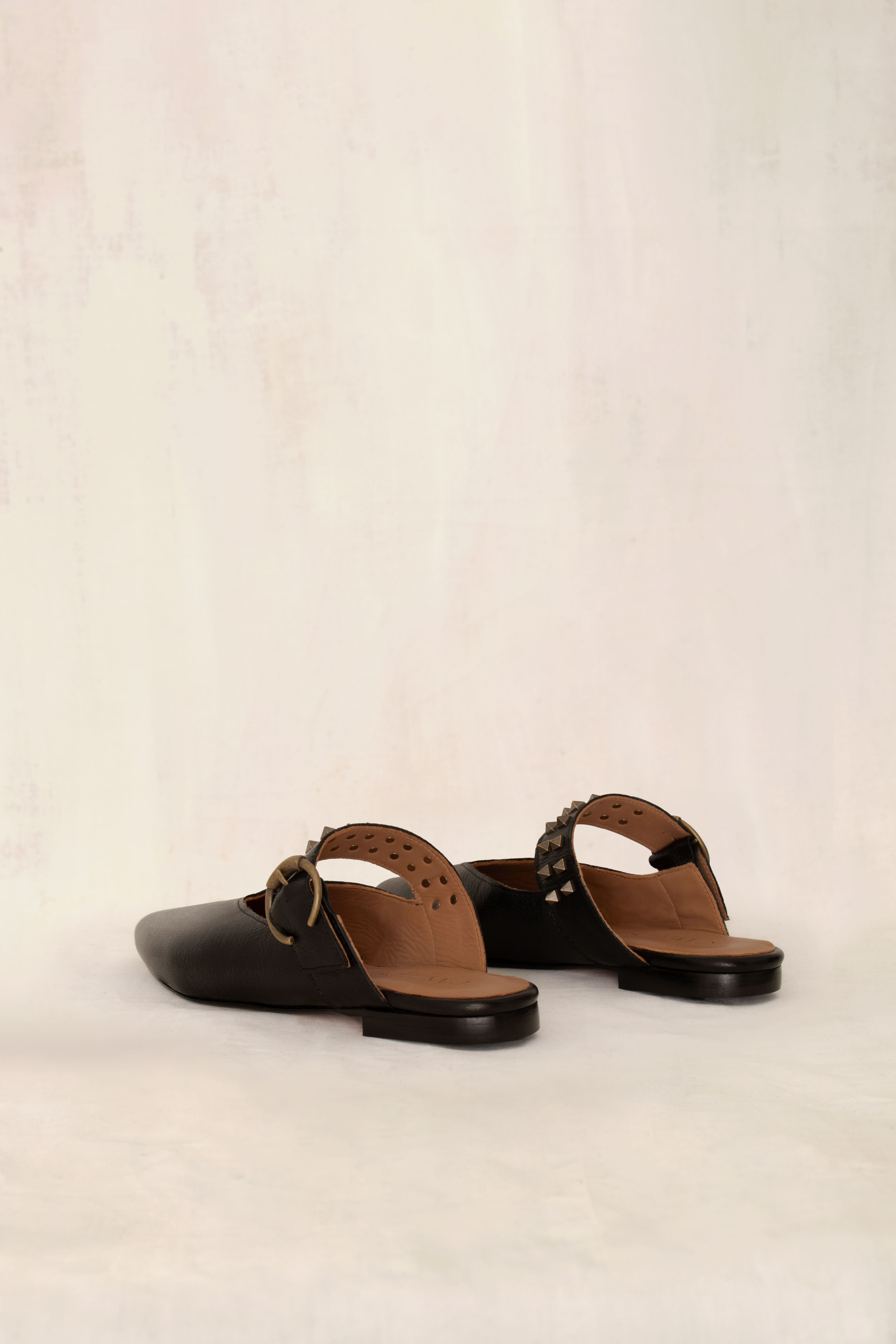Allegra Rustic Negro (OUTLET)