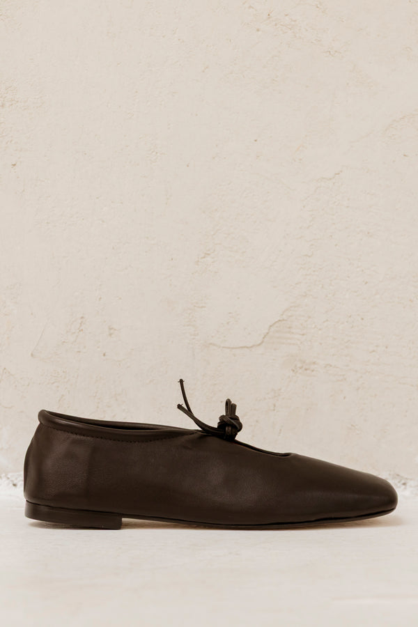Victoria Black Plonge