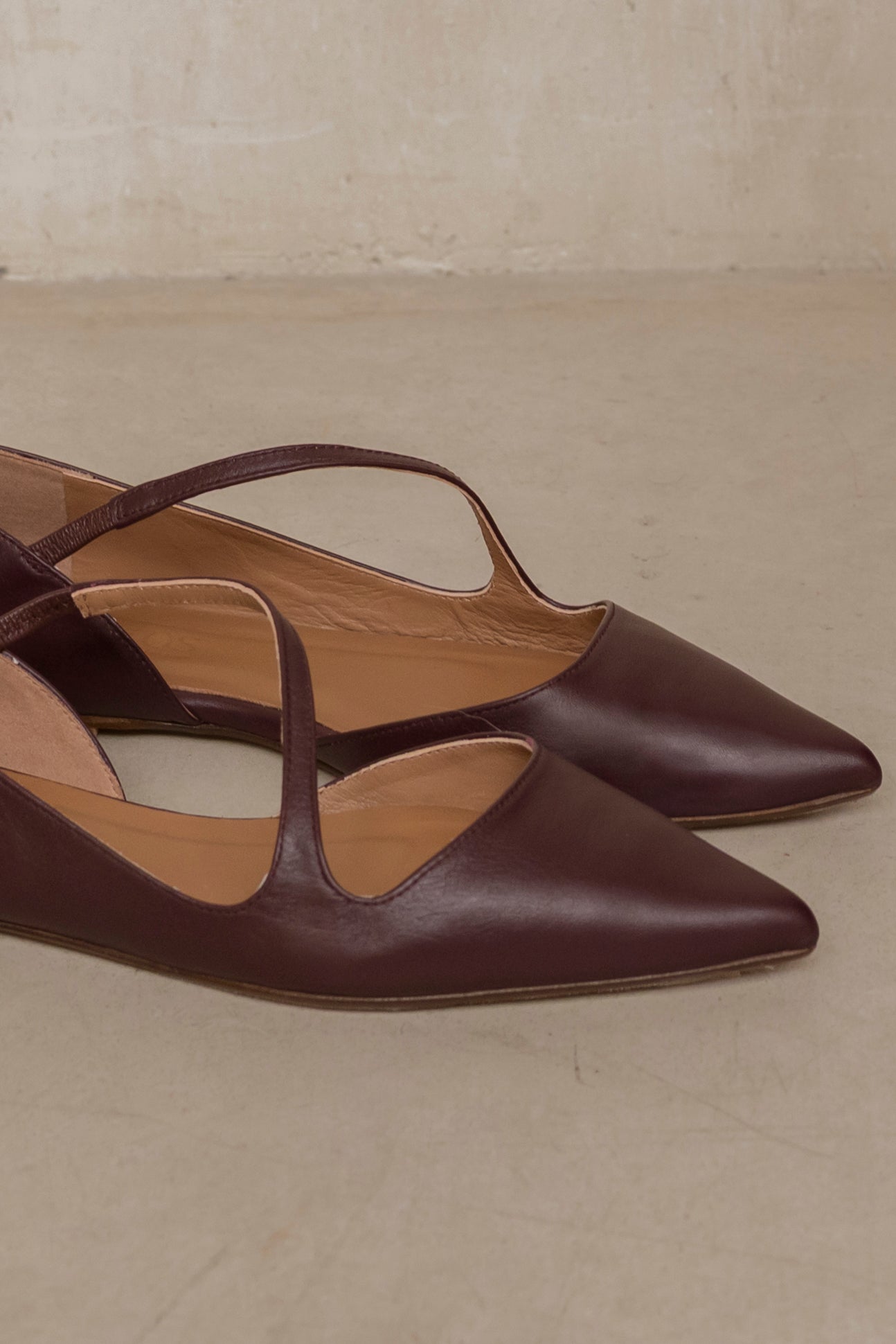 Lulu Burgundy Leather