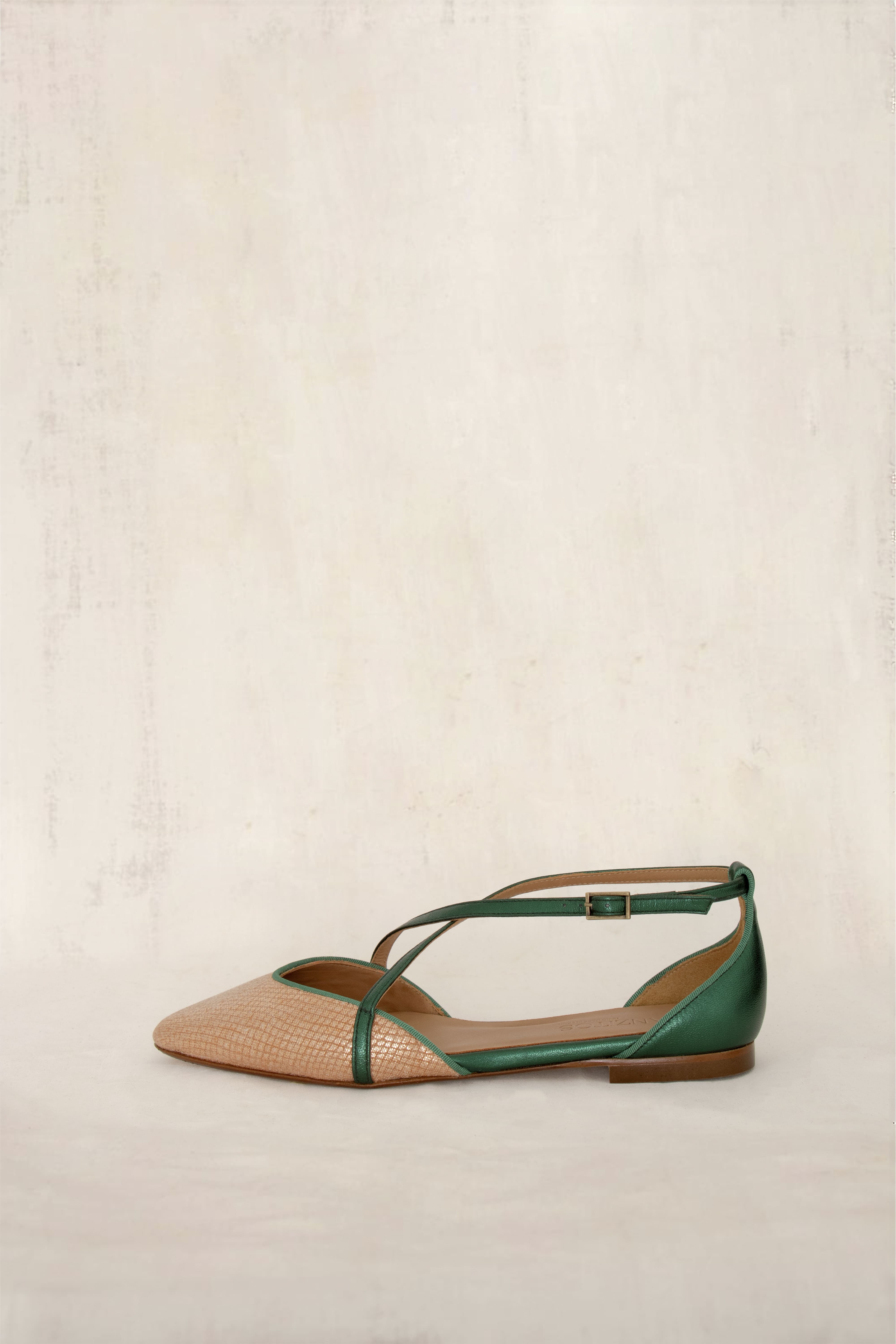 Vega Snake Avellana
