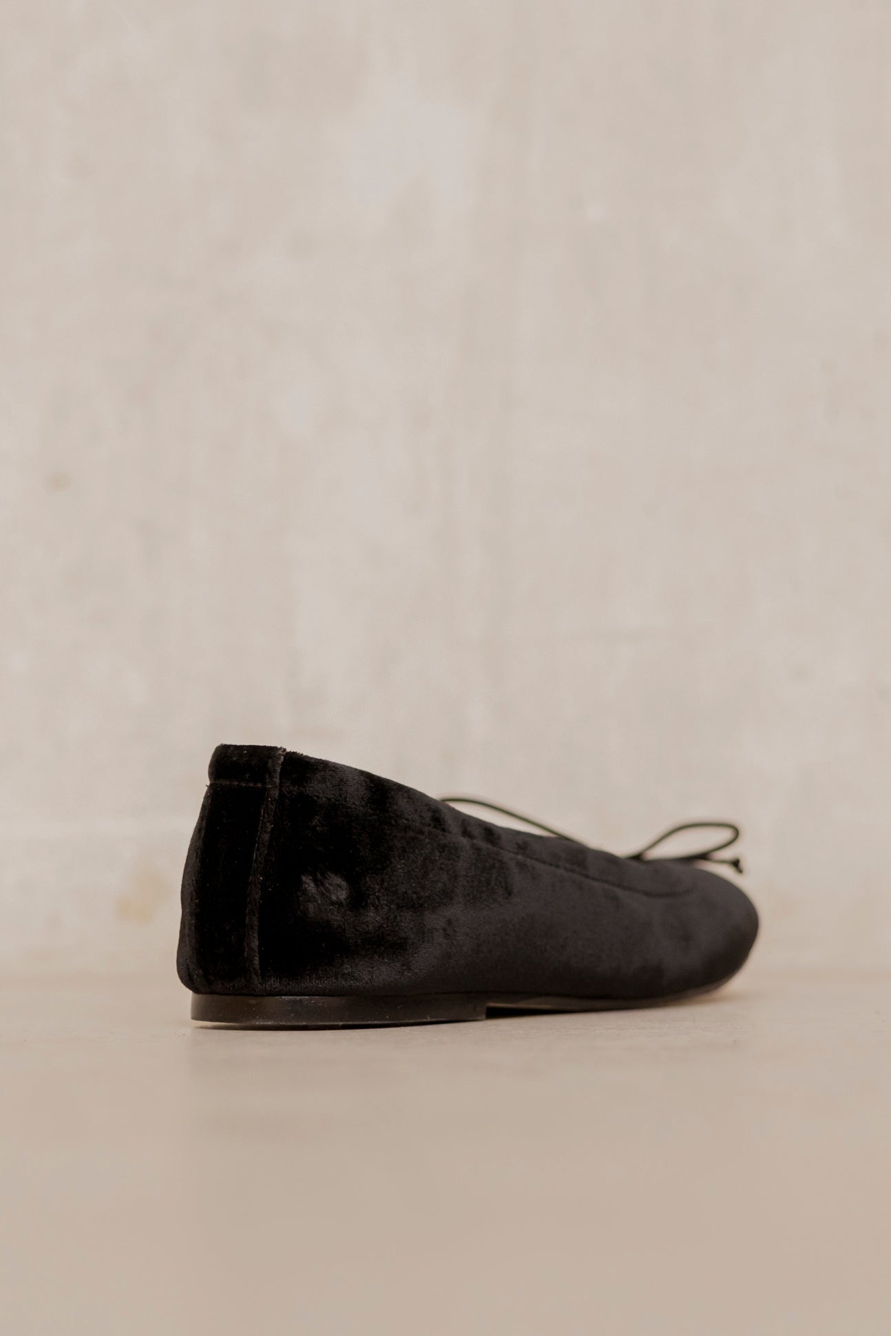 Rania Black Velvet