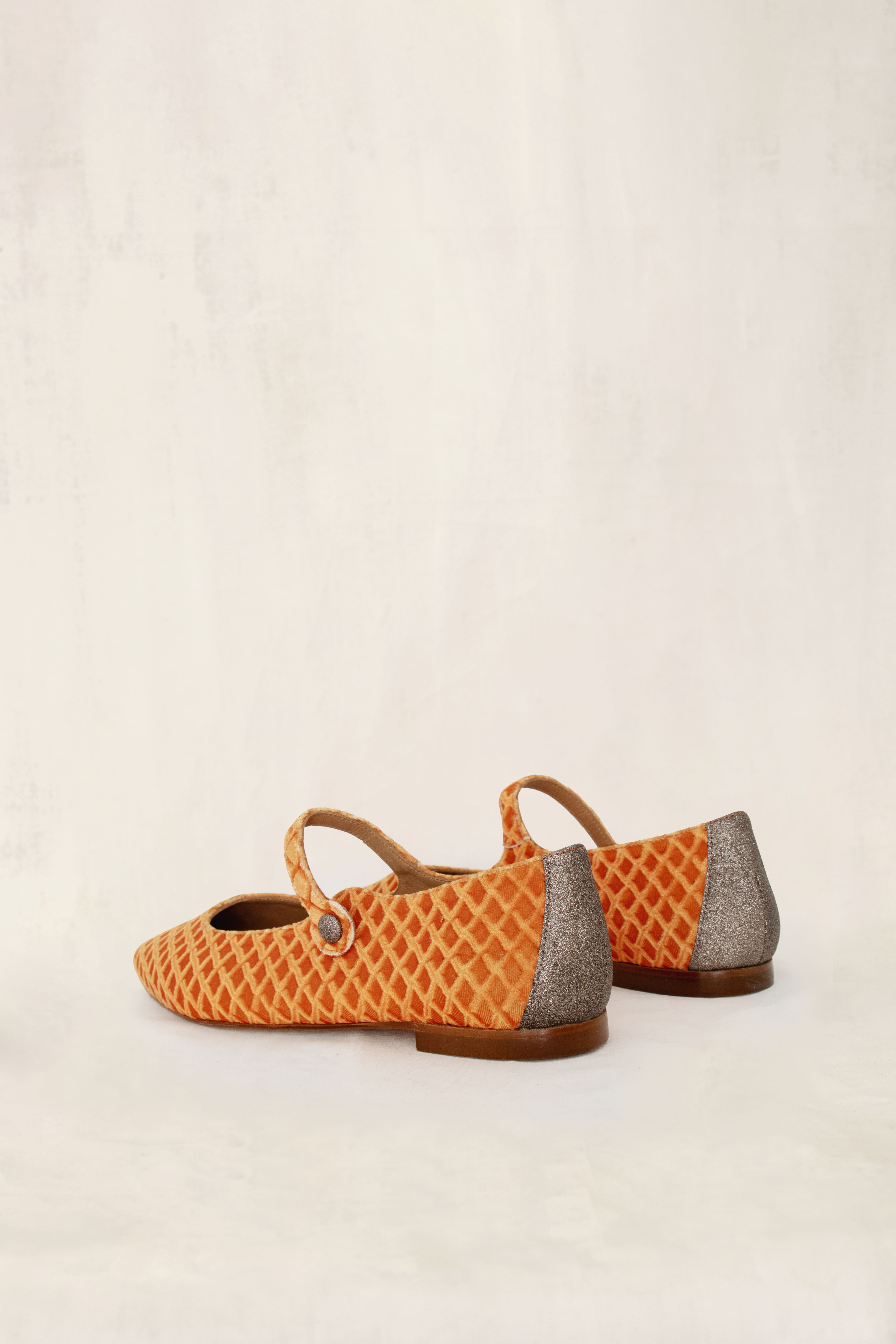 Dana Sidera Orange (OUTLET)