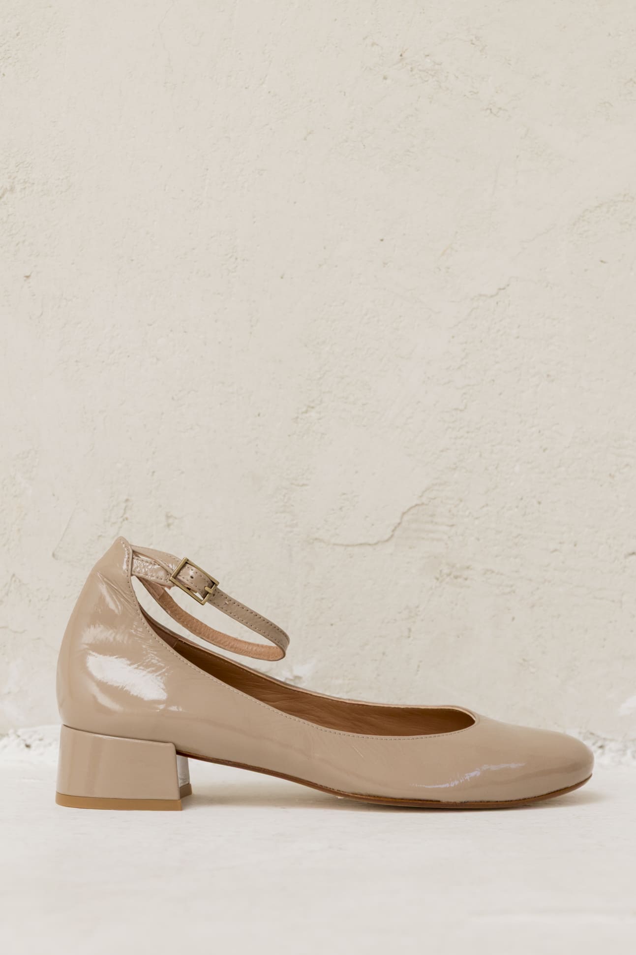 Nude patent leather Mercedita Pamela