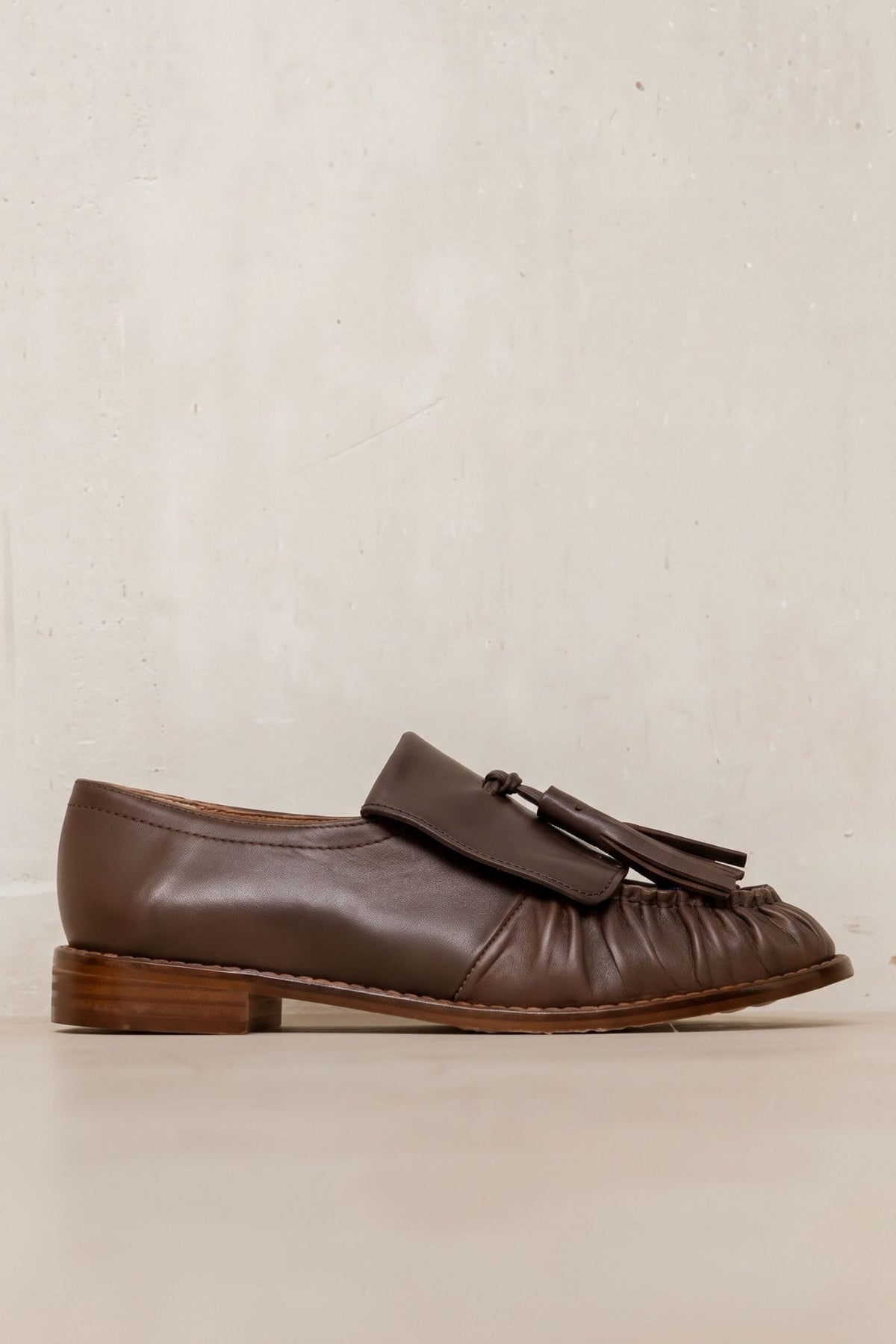 Astri Piel Brown