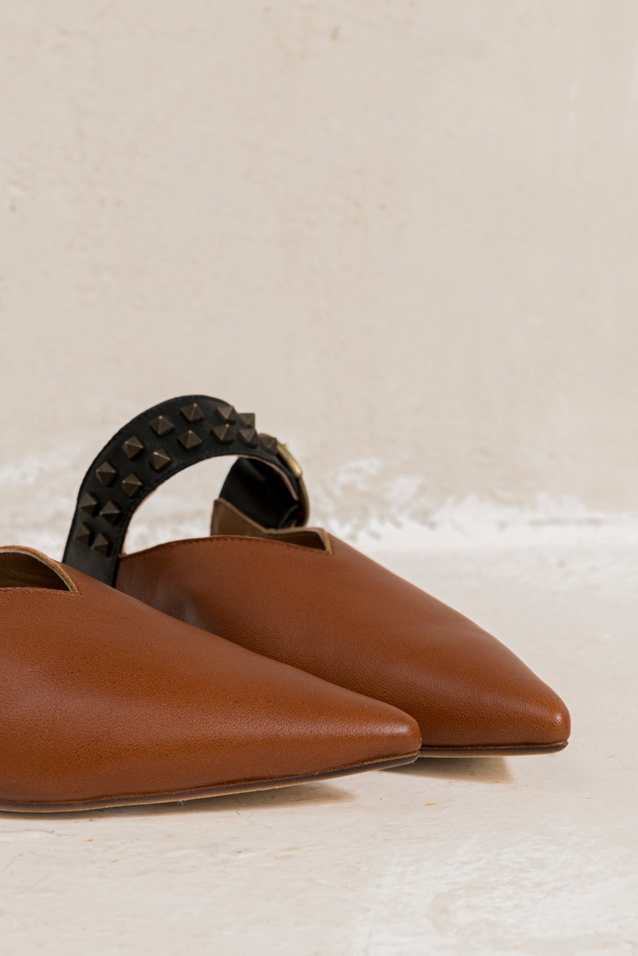 Allegra Rustic Brandy