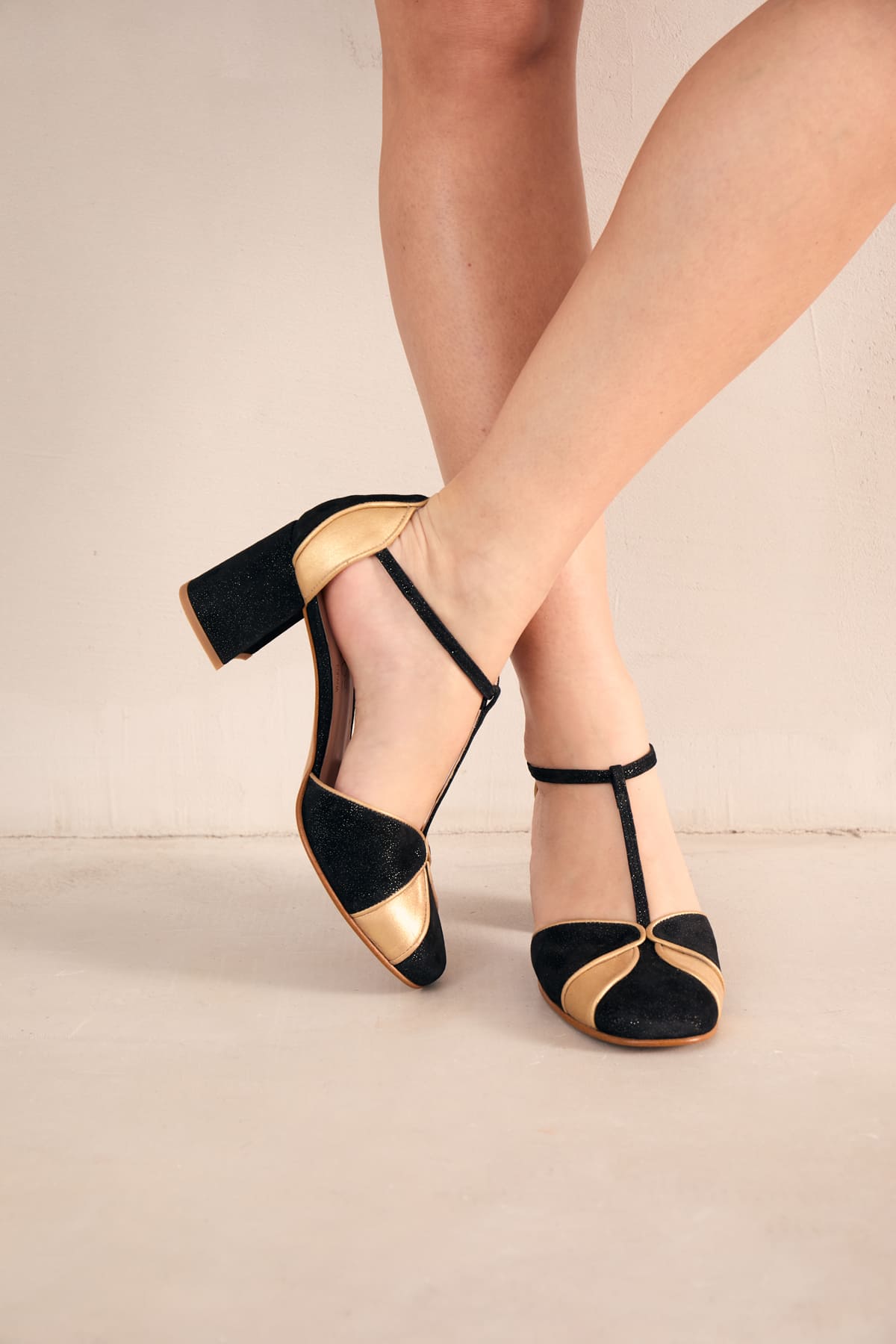 Monica Ante Negro (OUTLET)