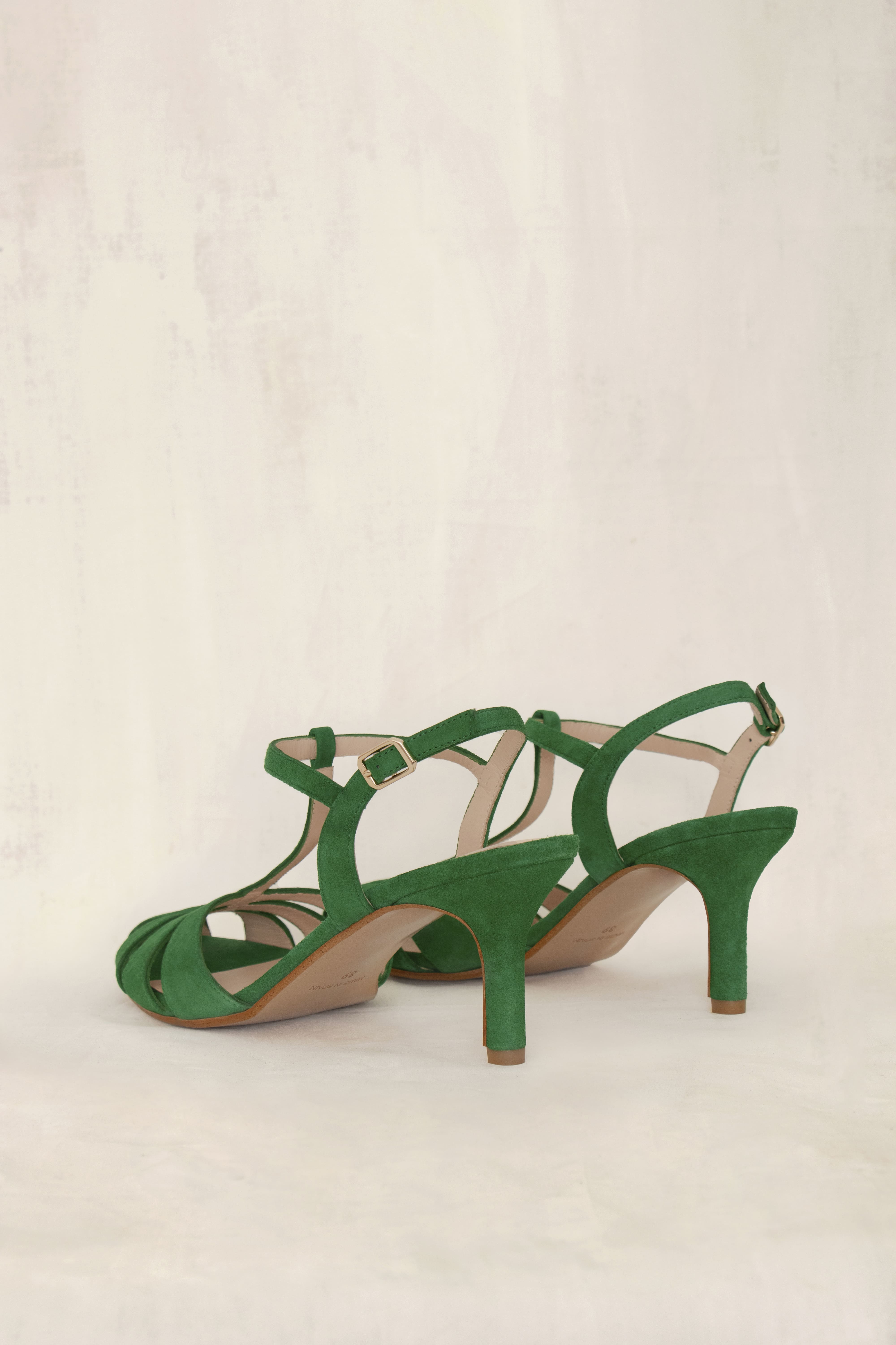 Margot Estopa Suede