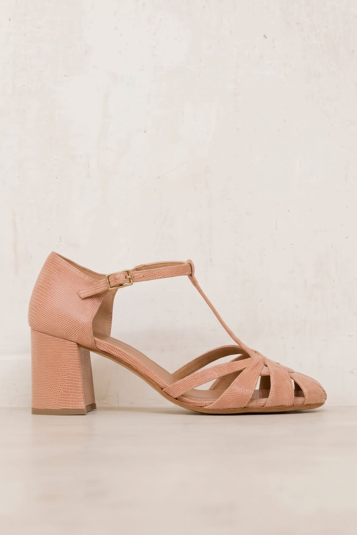Roberta Electra Rose