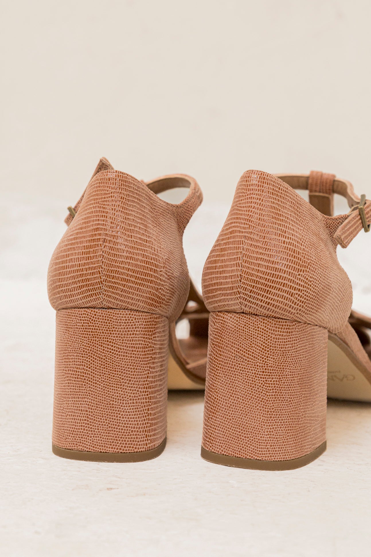 Roberta Electra Rose