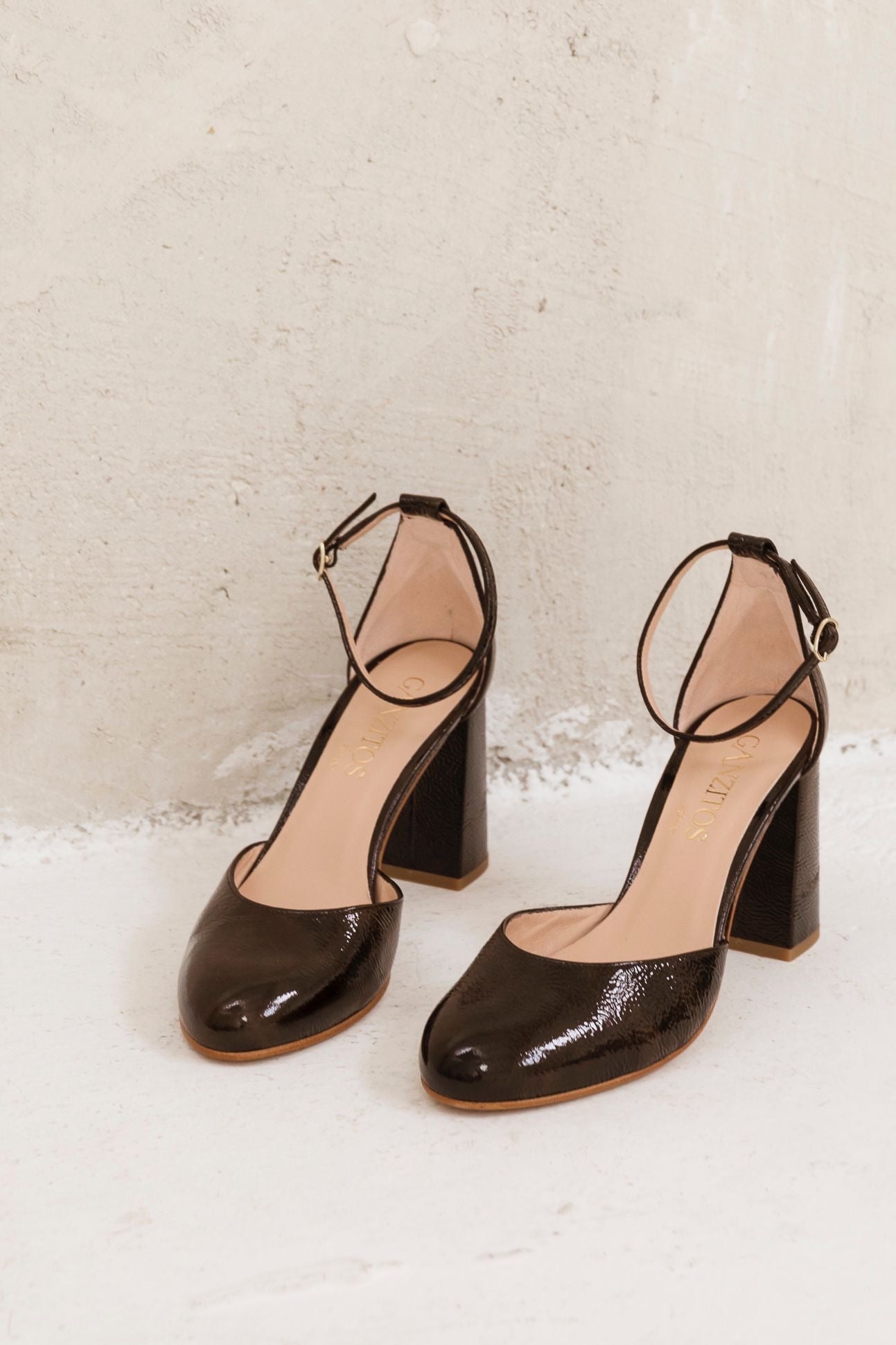 Alexia Brown Patent Leather 72212 (outlet)