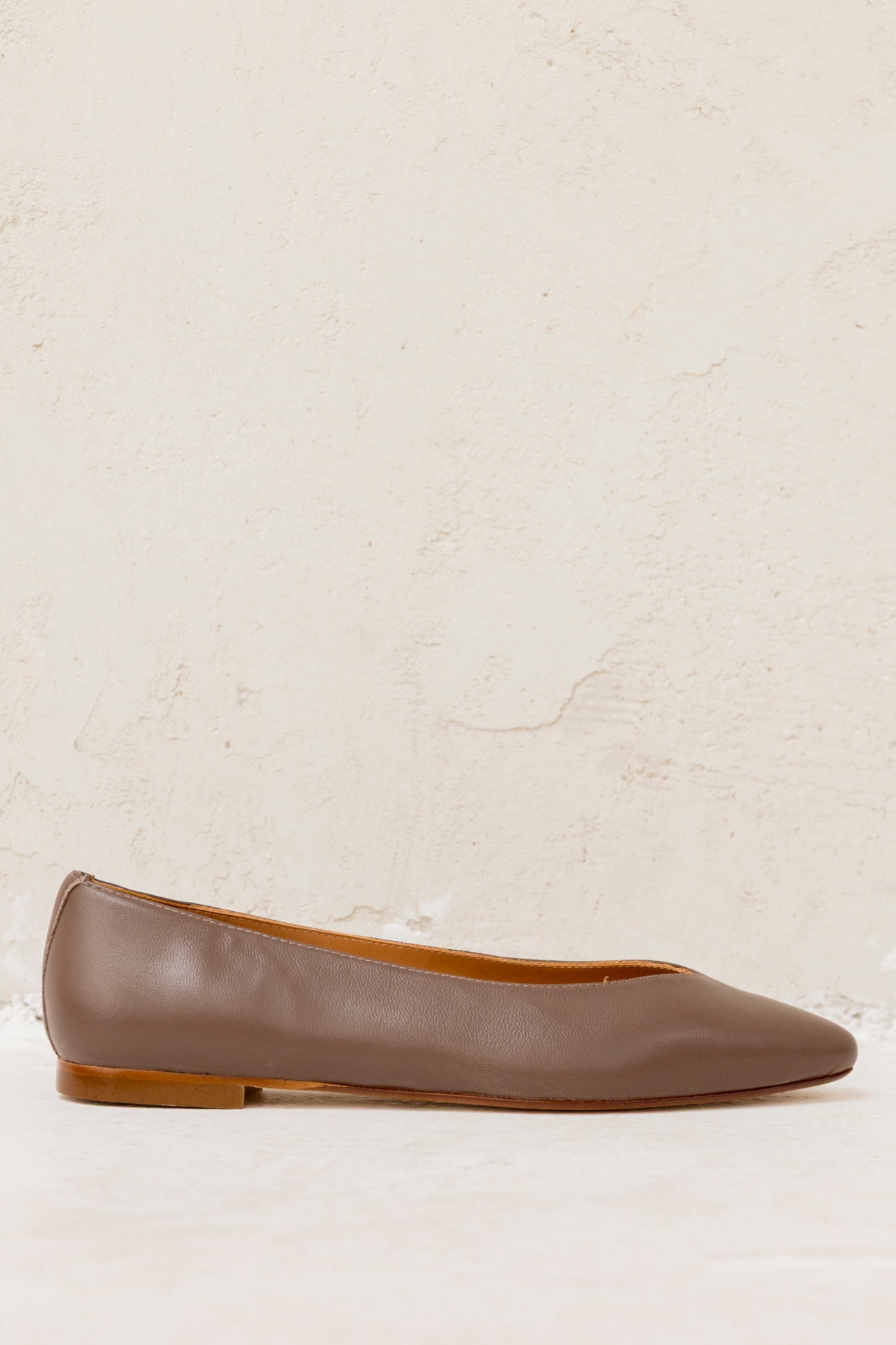 Goya Totem Leather