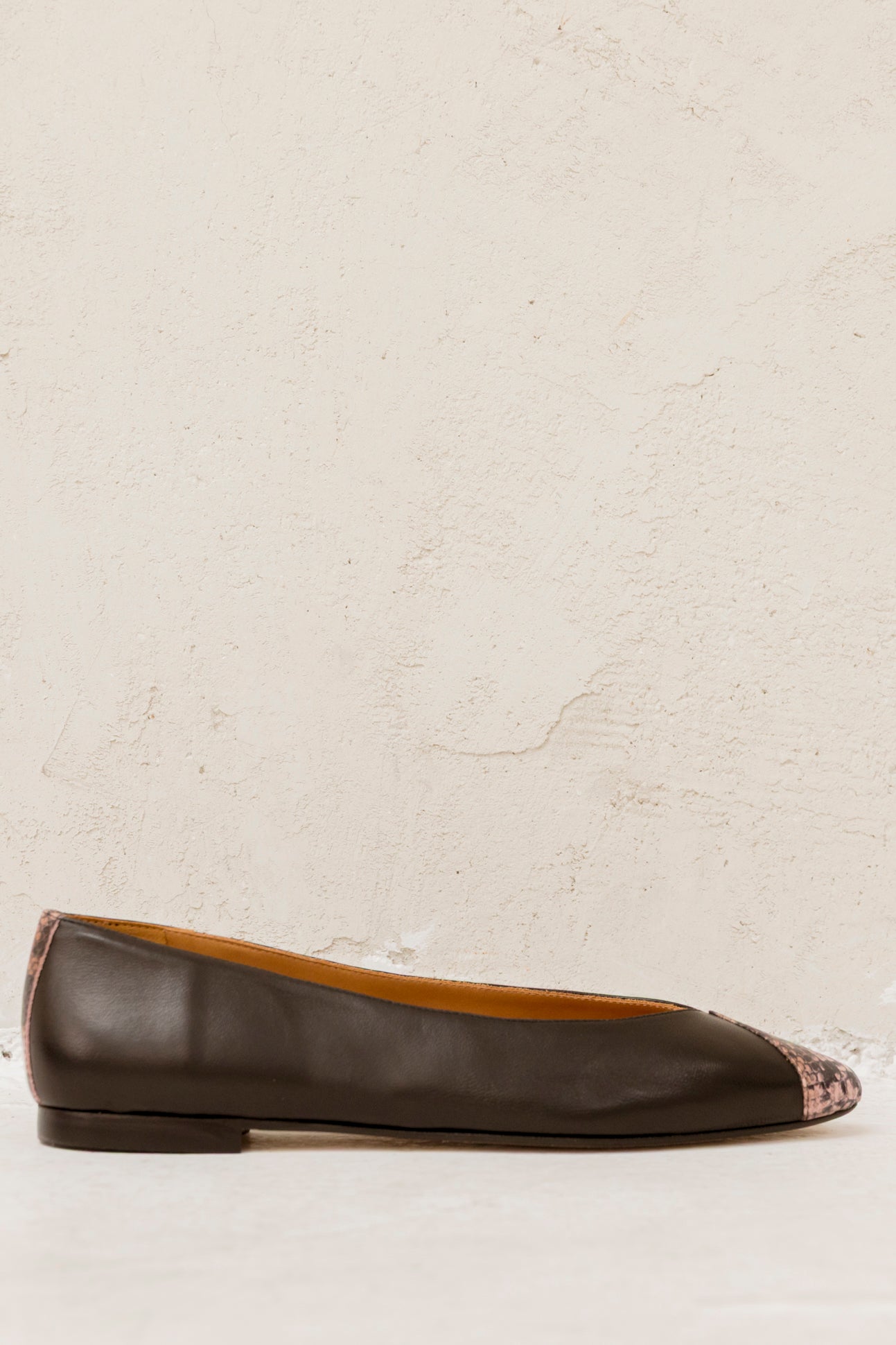 Elvira Black Leather