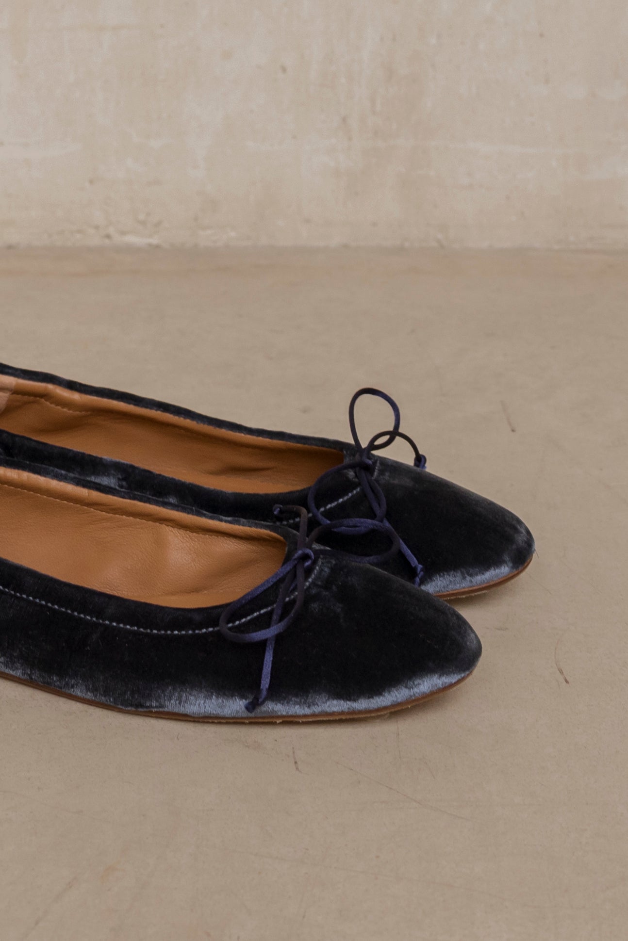 Rania Indigo Velvet