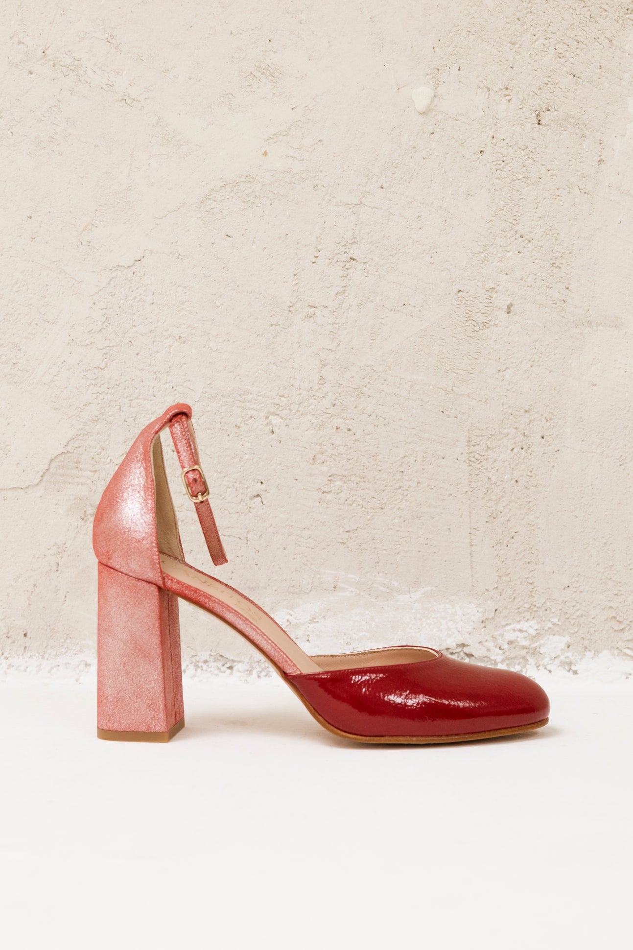 Alexia patent leather Passion