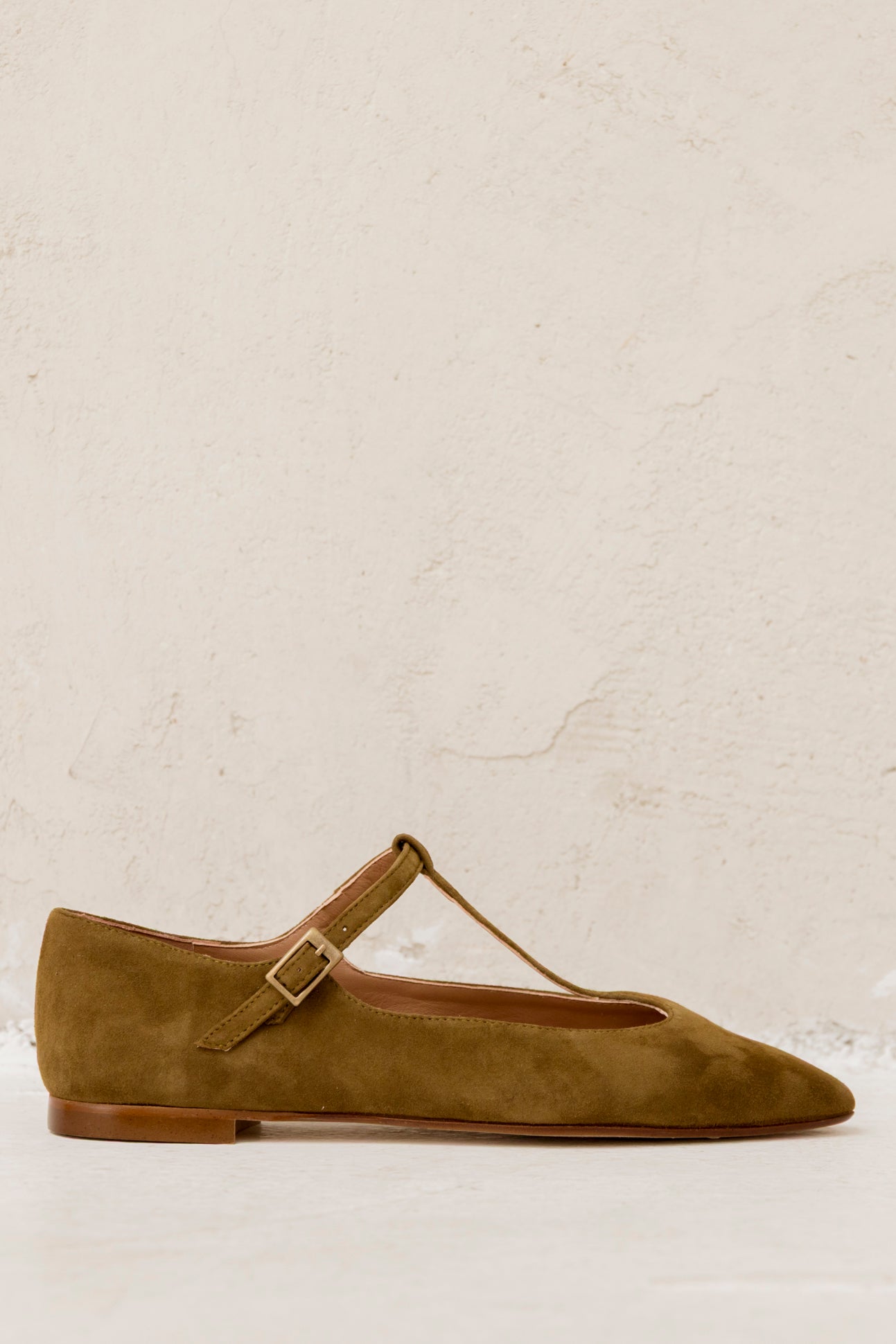 Cata Olive Suede