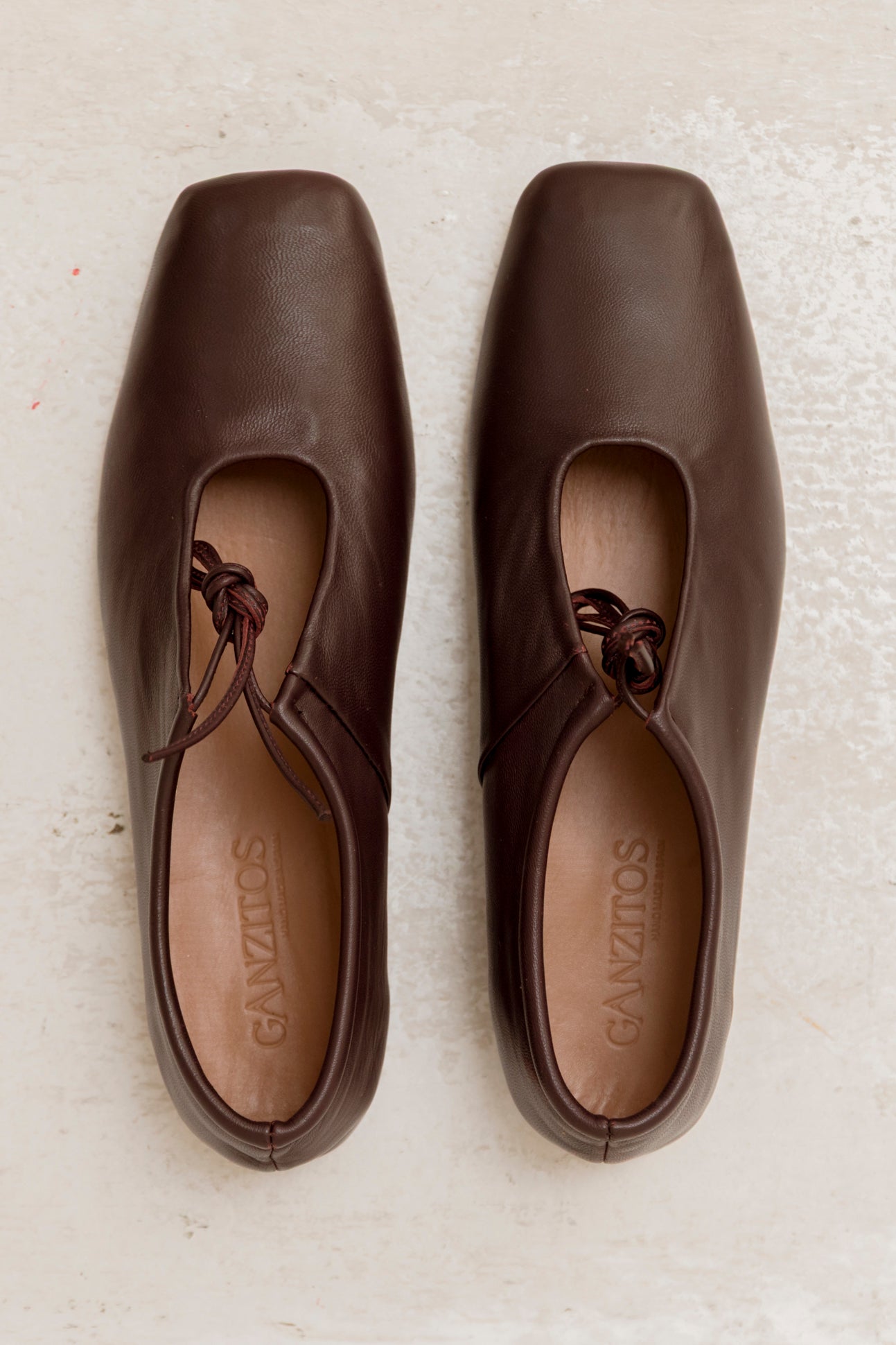 Victoria Burgundy Leather