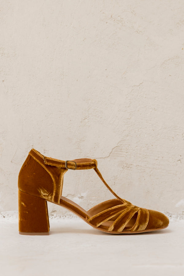 Aitana Velvet Curry