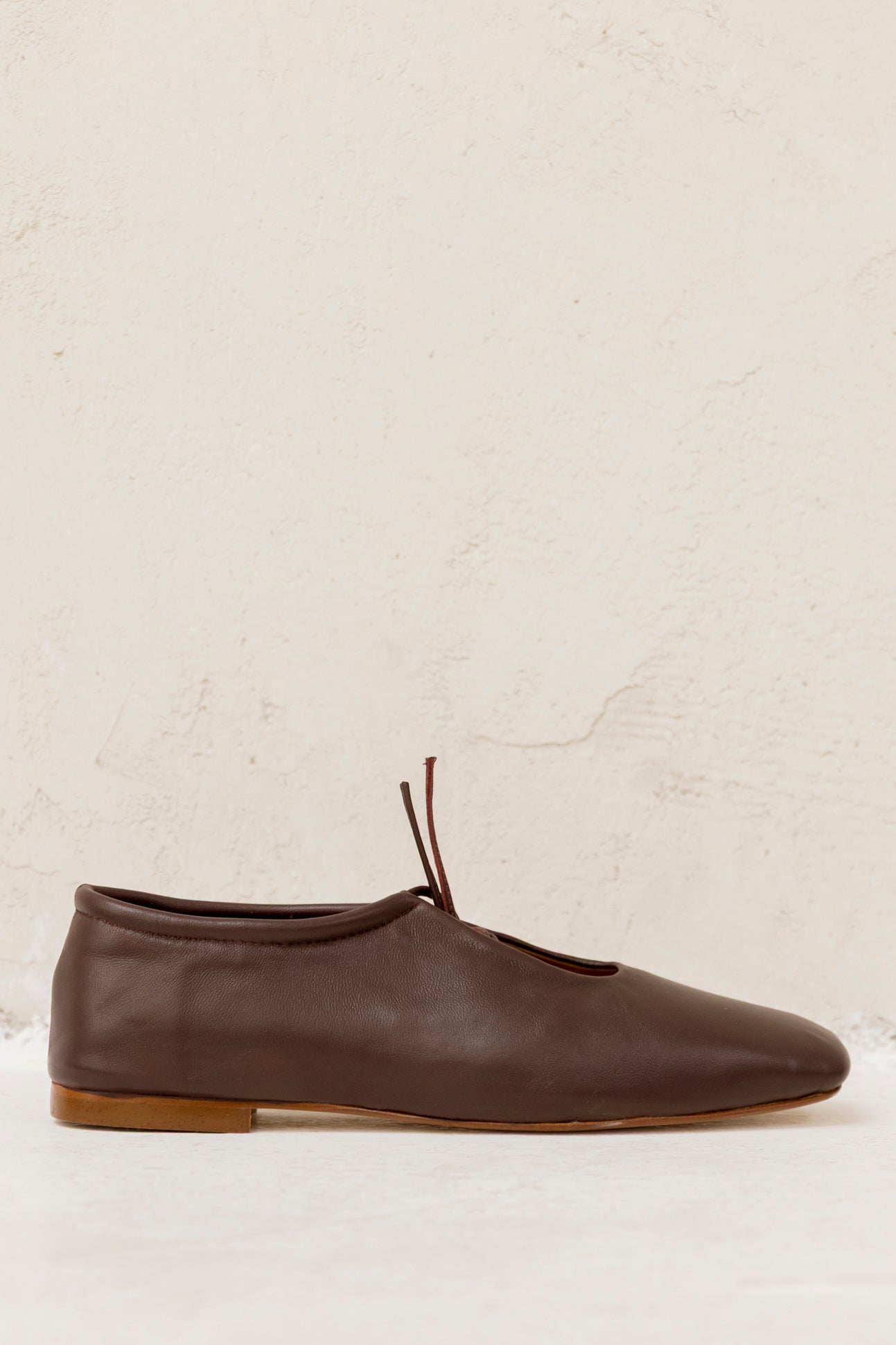 Victoria Burgundy Leather