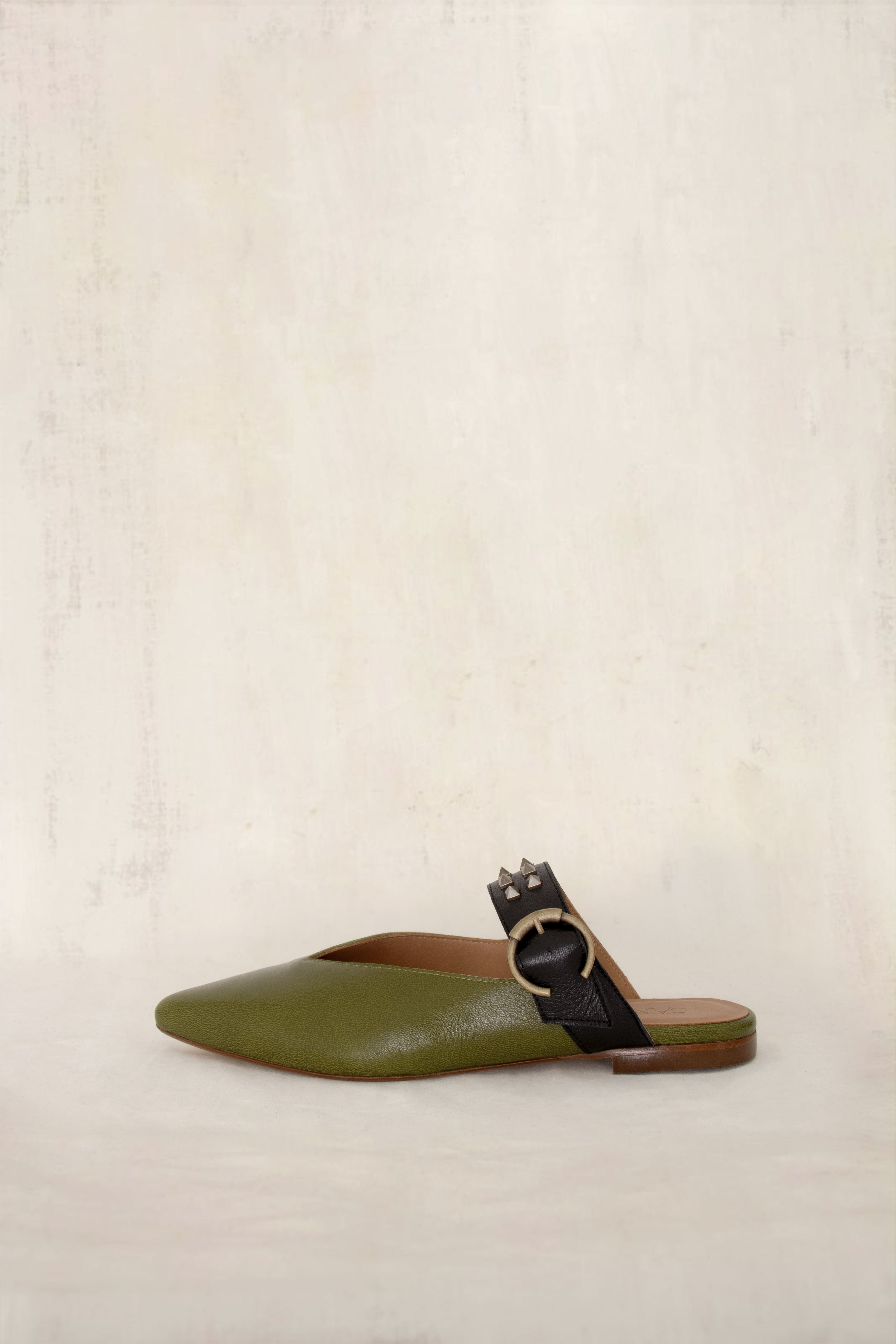 Allegra kaki leather (Outlet)