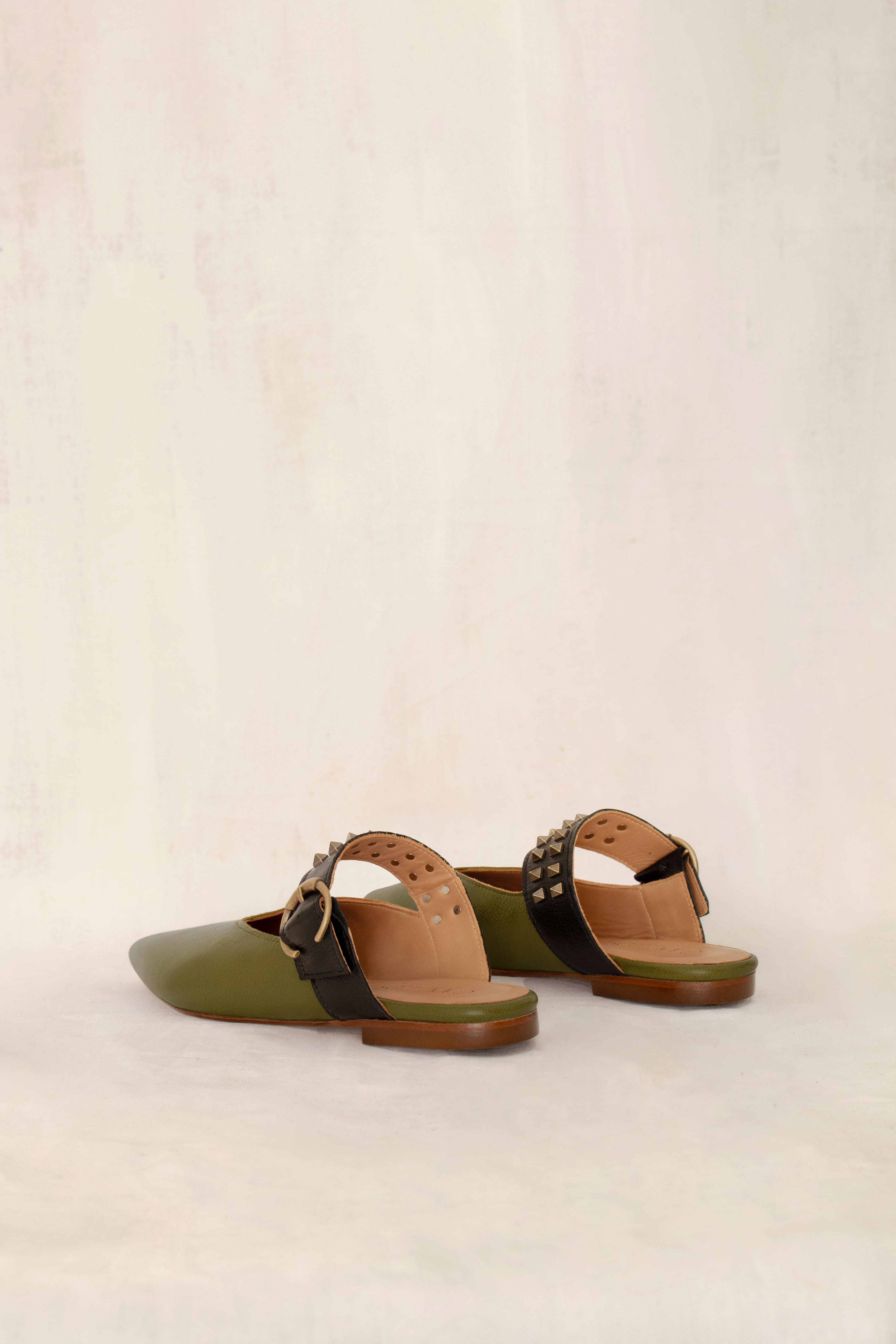 Allegra kaki leather (Outlet)