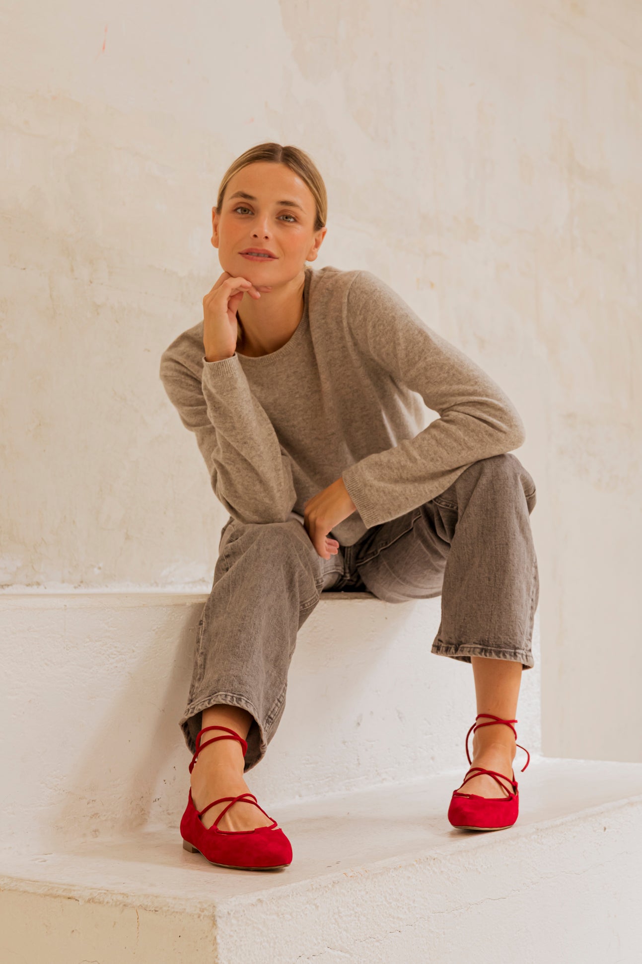 Penelope red suede (Outlet)