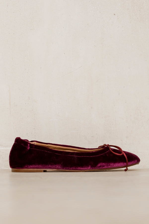 Rania Bordeaux Velvet