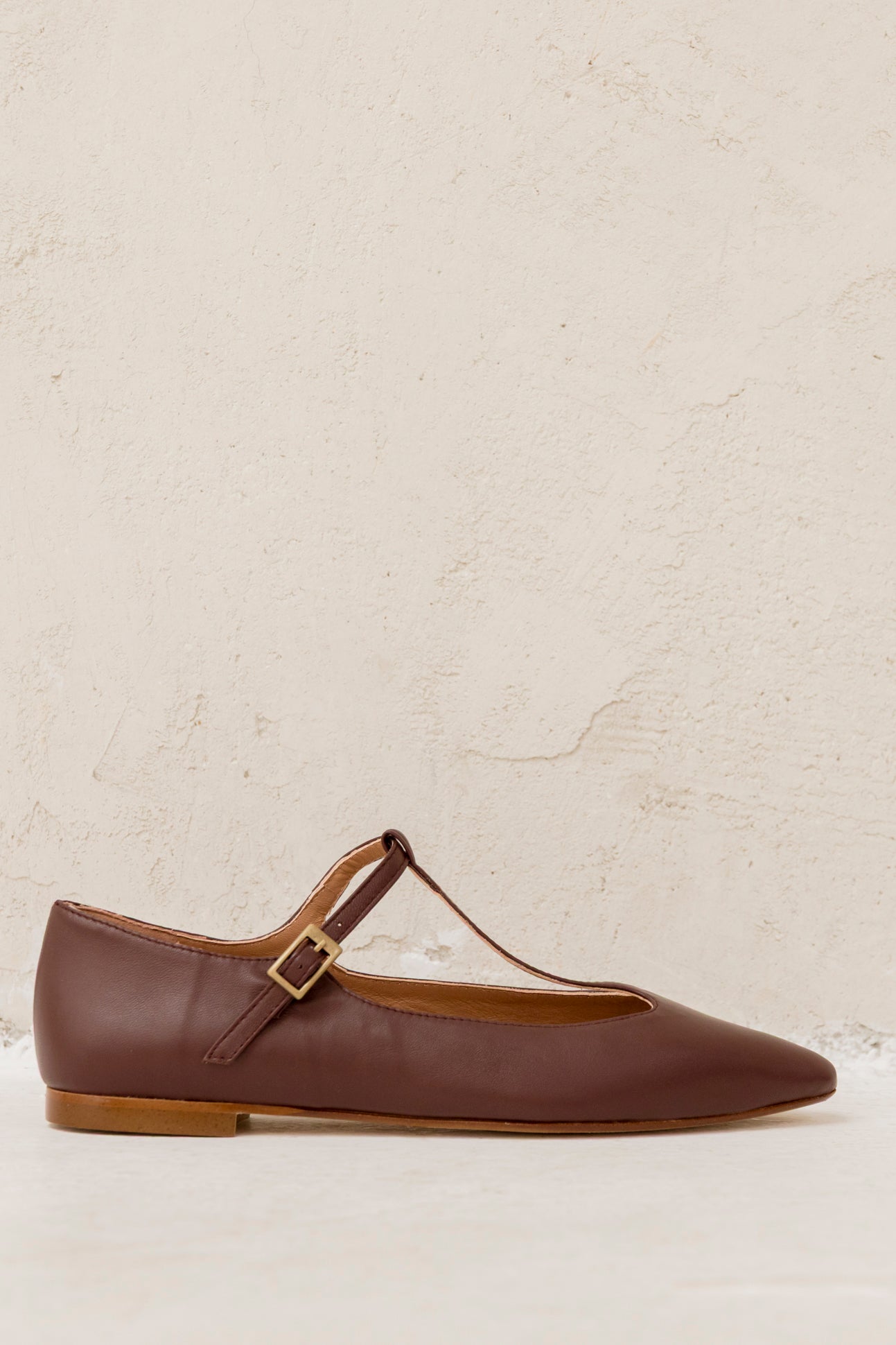 Cata Burgundy Leather