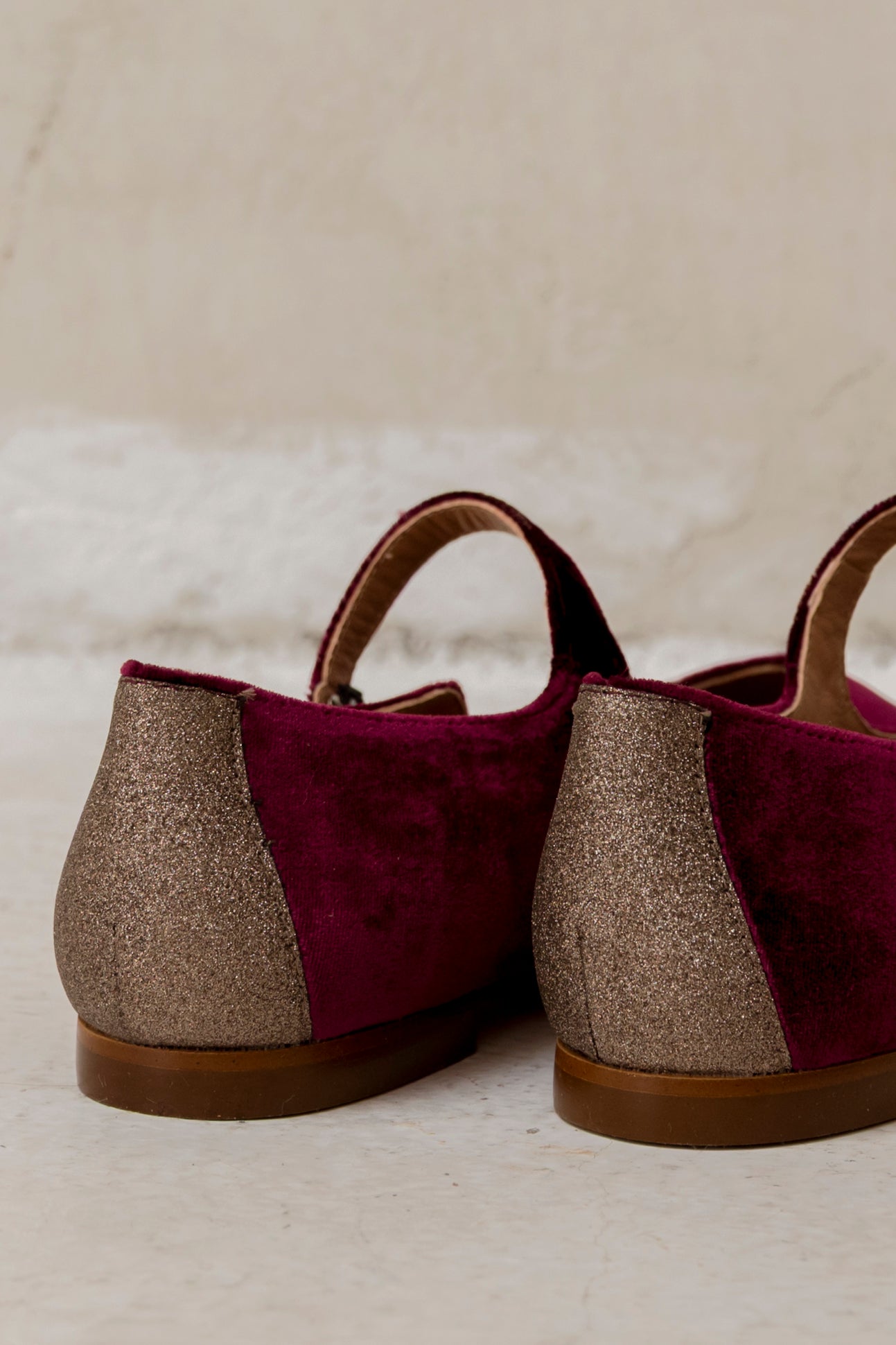 Dana Burgundy Velvet 