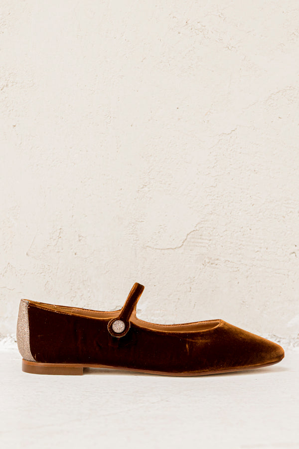 Dana Cachi Velvet