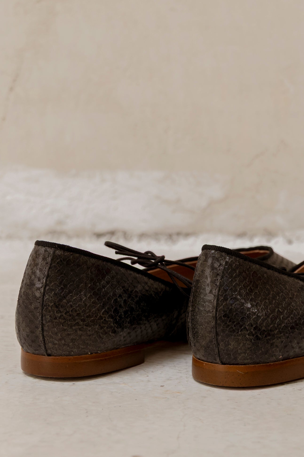 Cibeles Grey Akyra