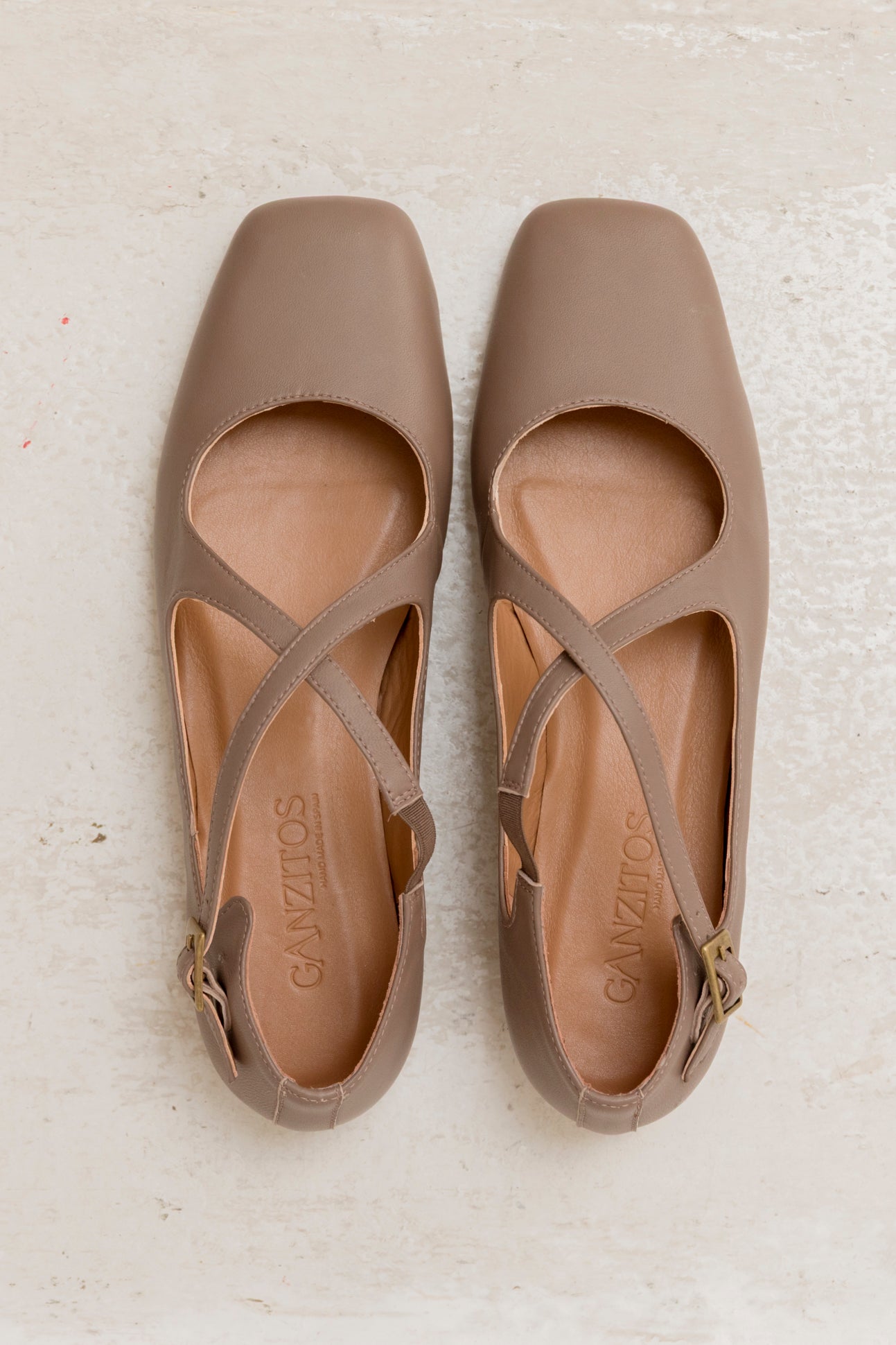 Ana Funghi Leather