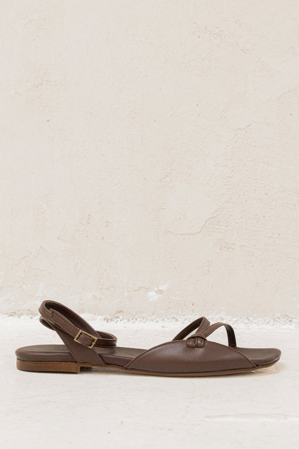 Abril Chocolate Leather 