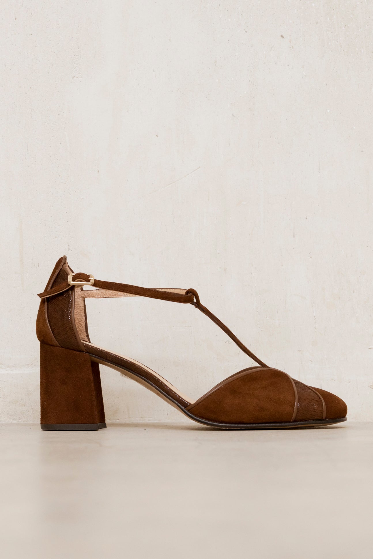 Monica Coffee suede