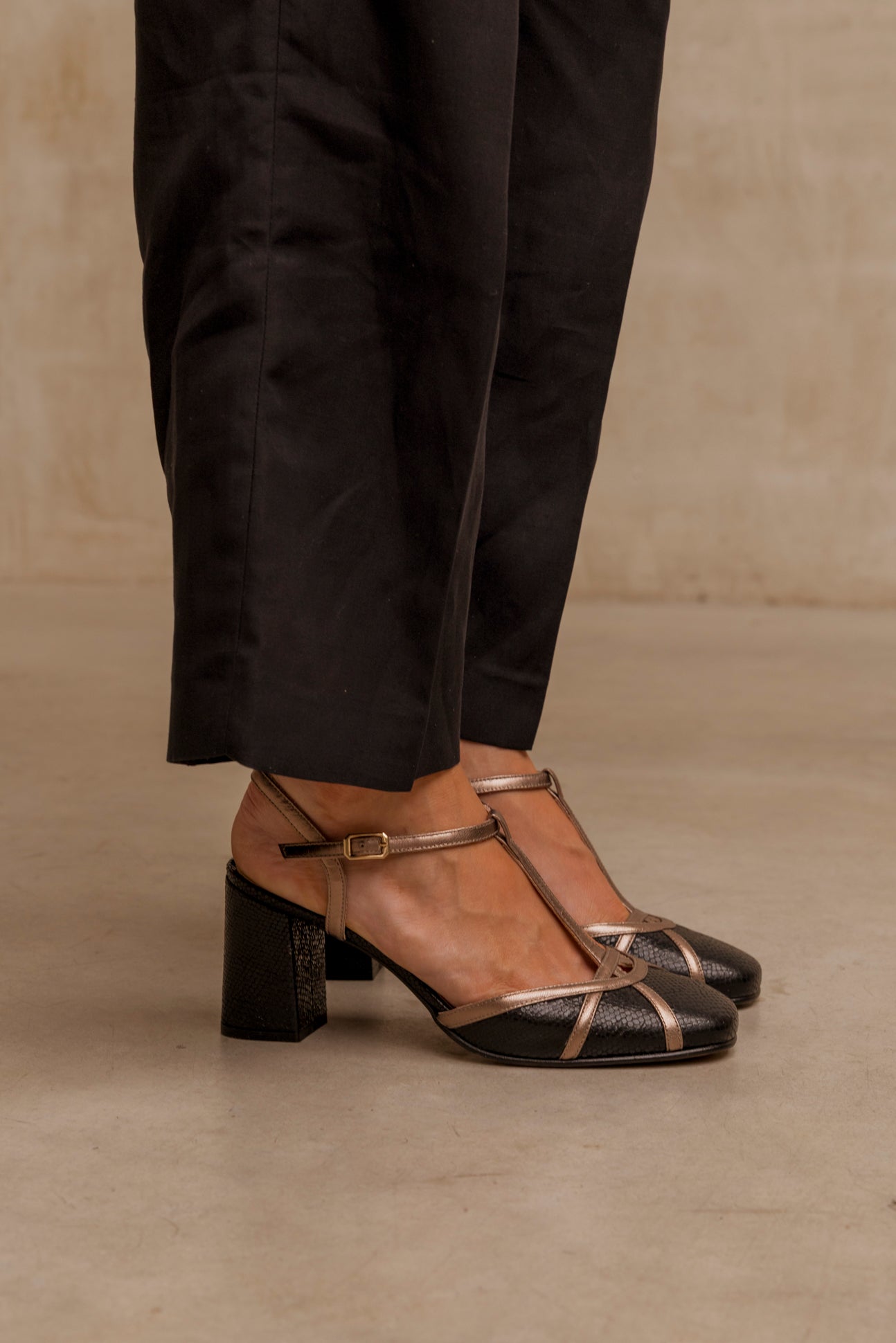Federica Black Galaxy 
