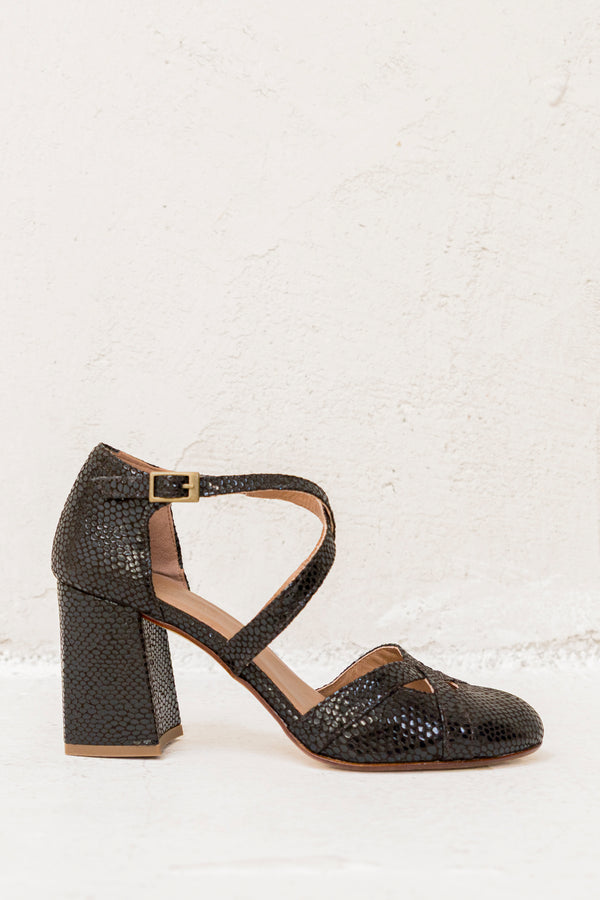 Noa Dark Brown Royal