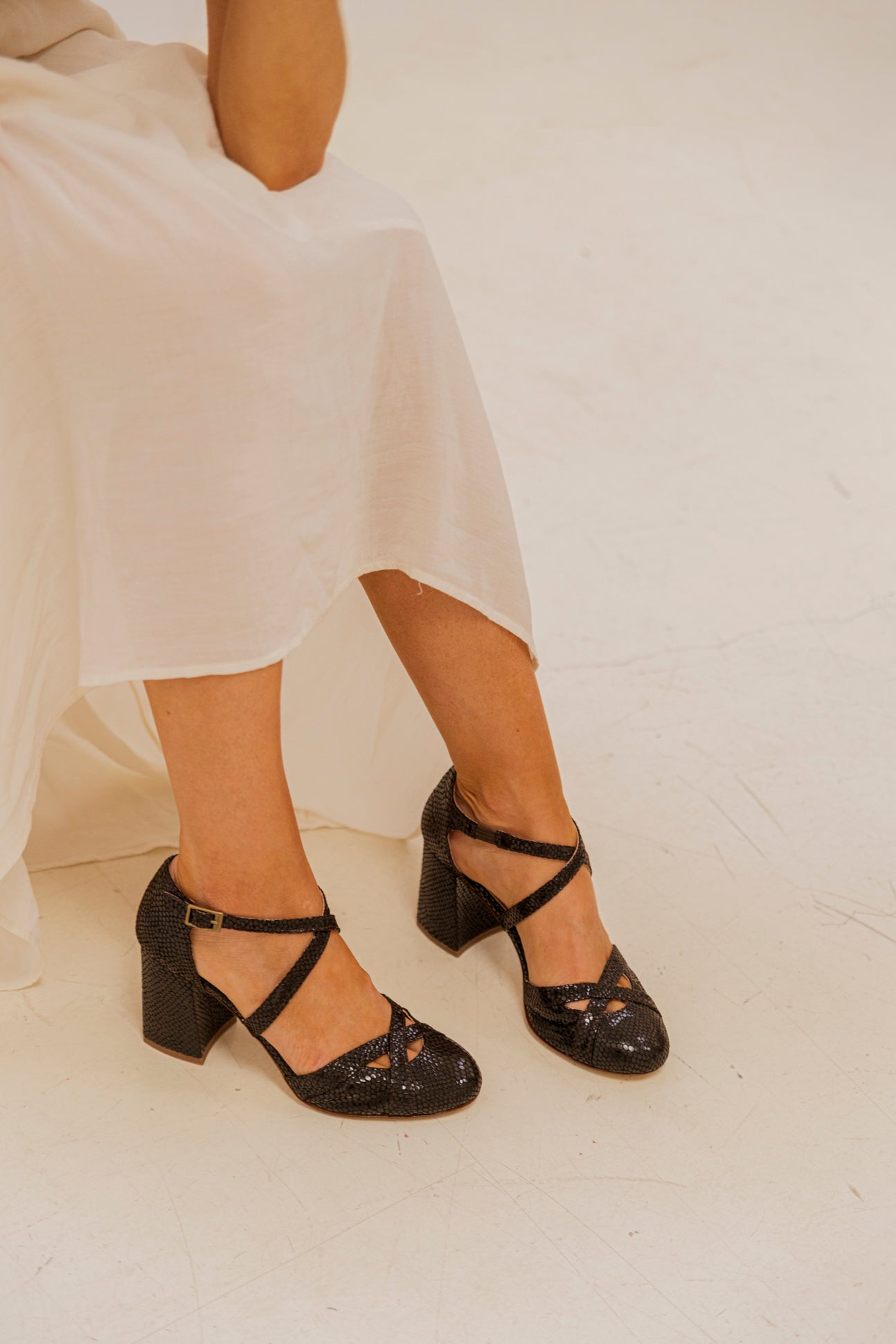 Noa Dark Brown Royal