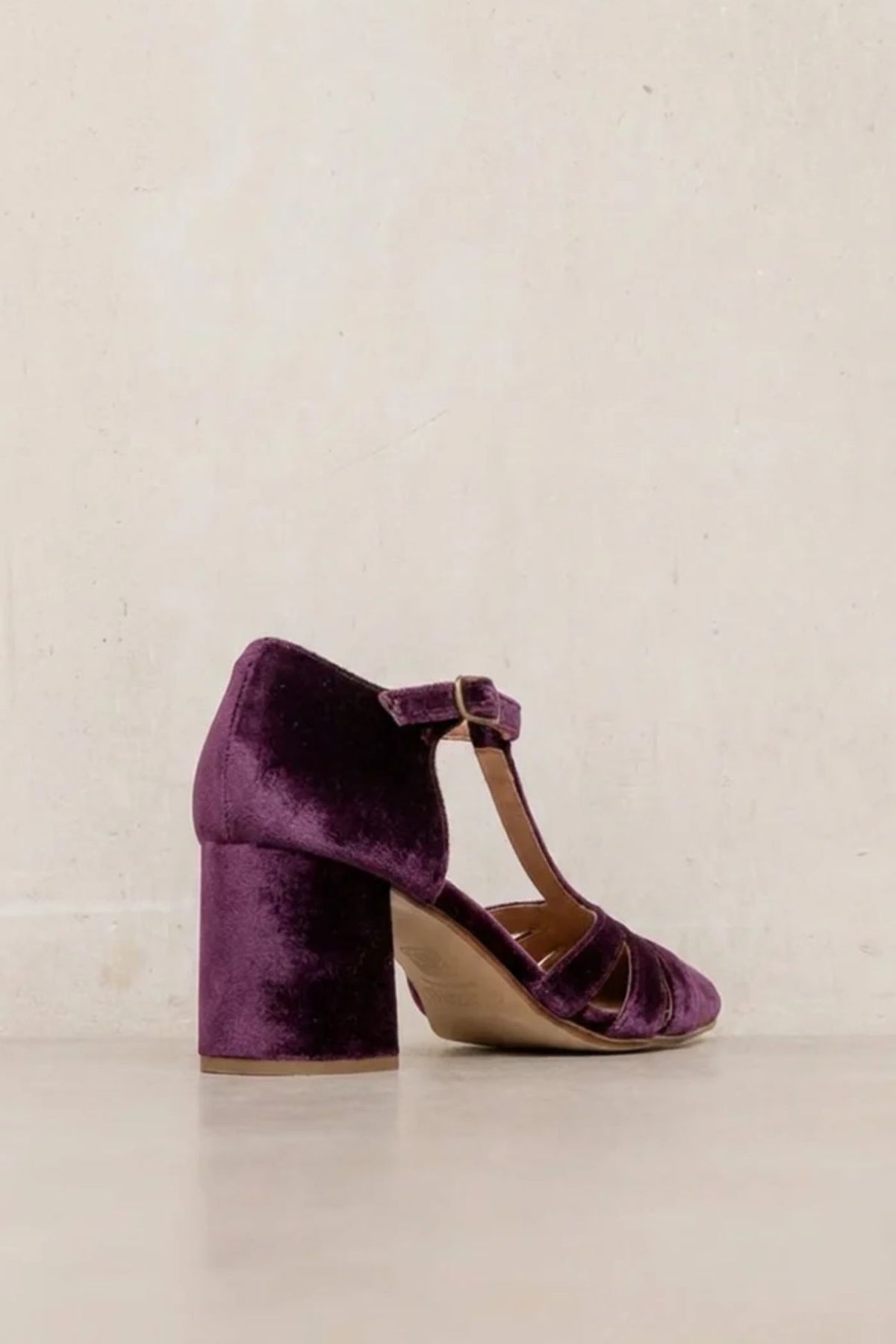 Aitana Burgundy Velvet